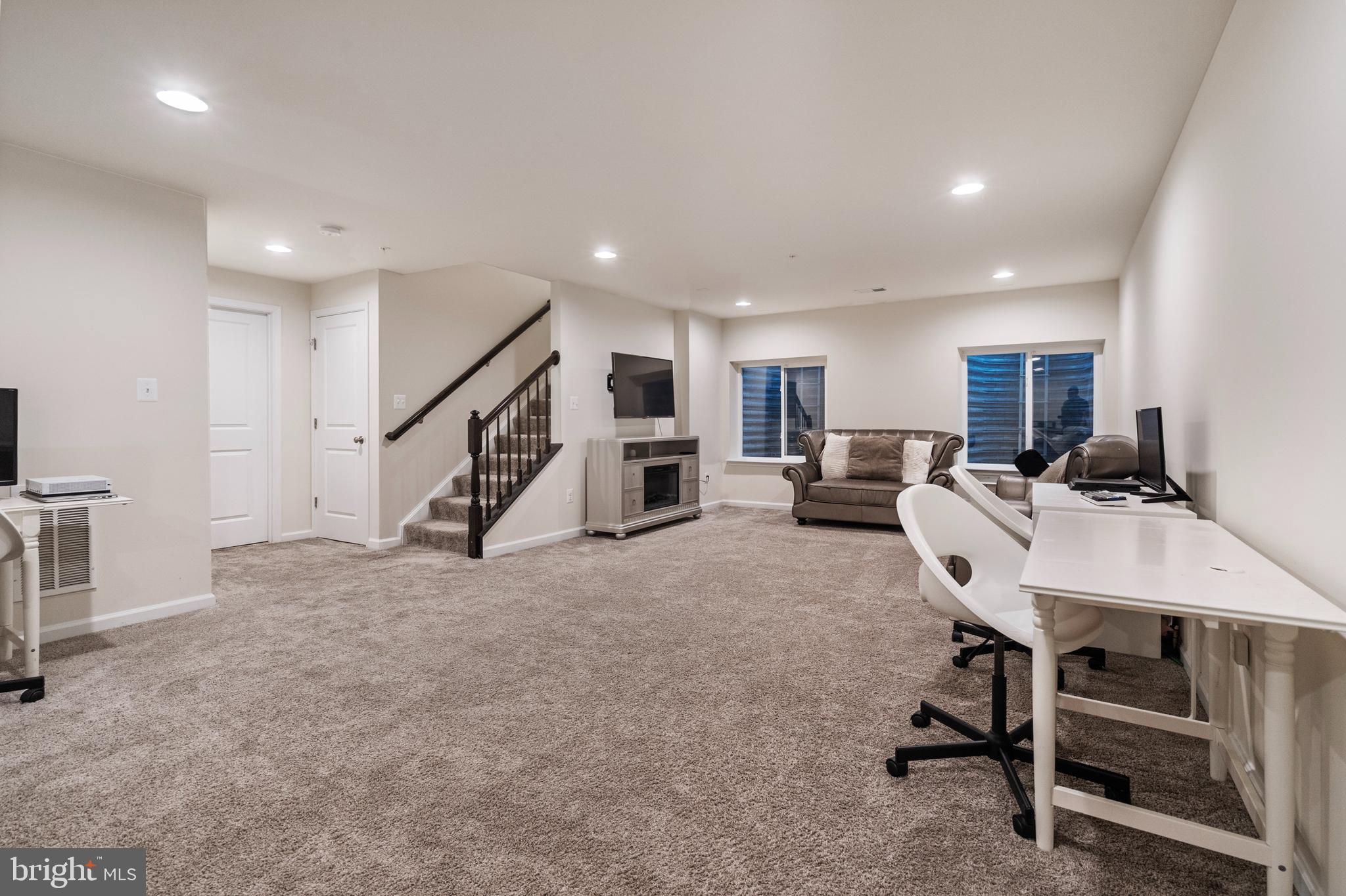 TALLYN RIDGE - Residential