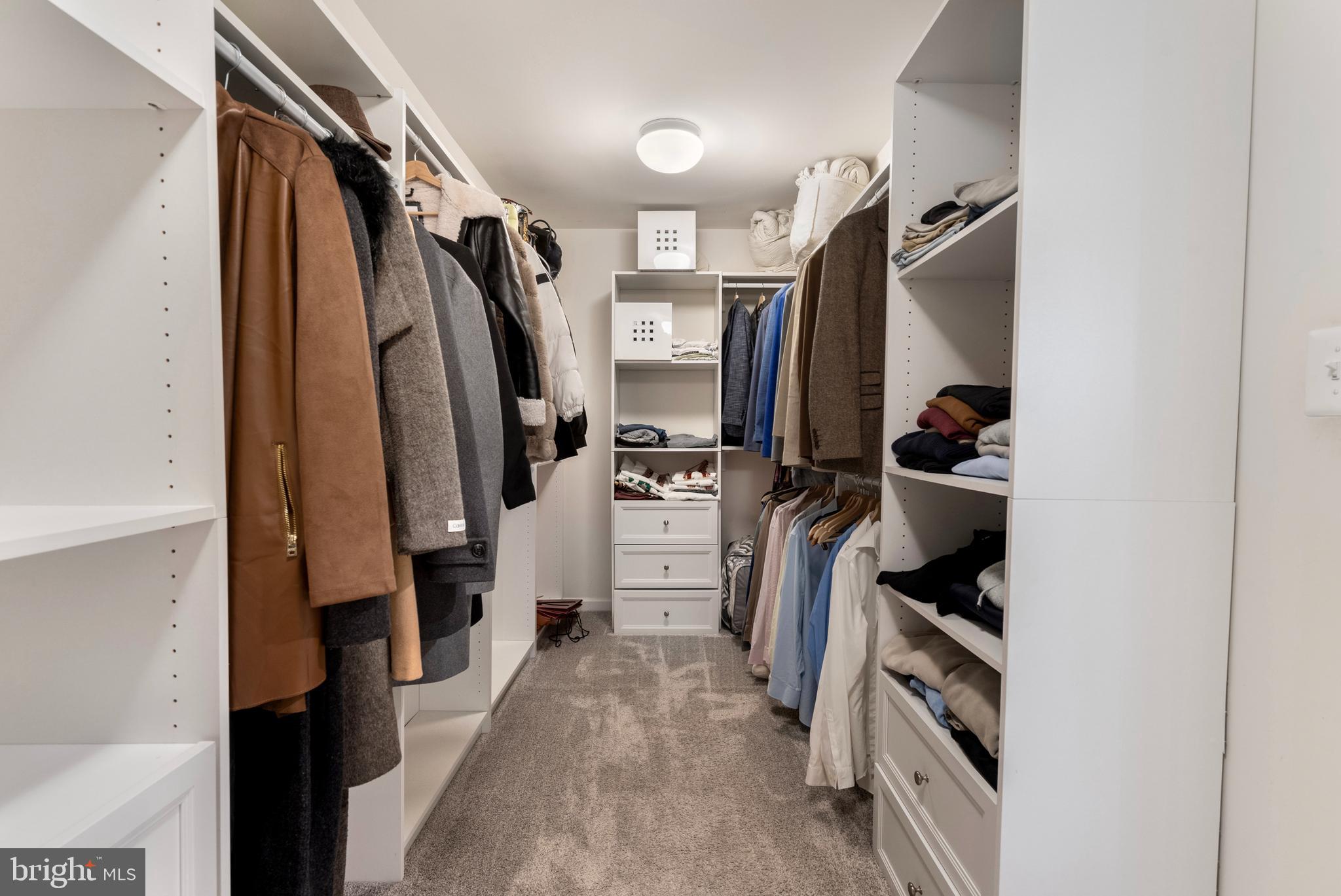 TALLYN RIDGE - Residential