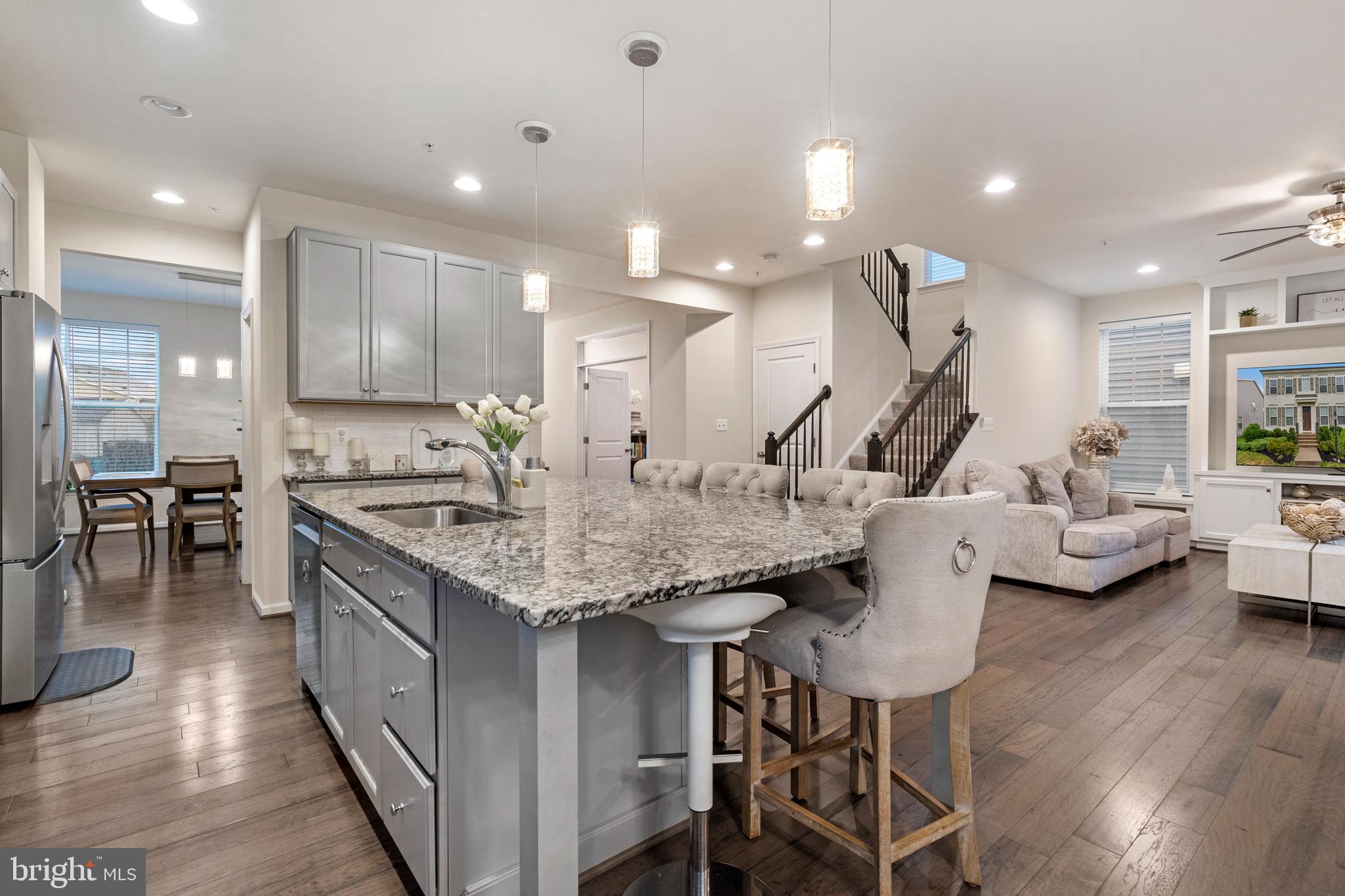 TALLYN RIDGE - Residential