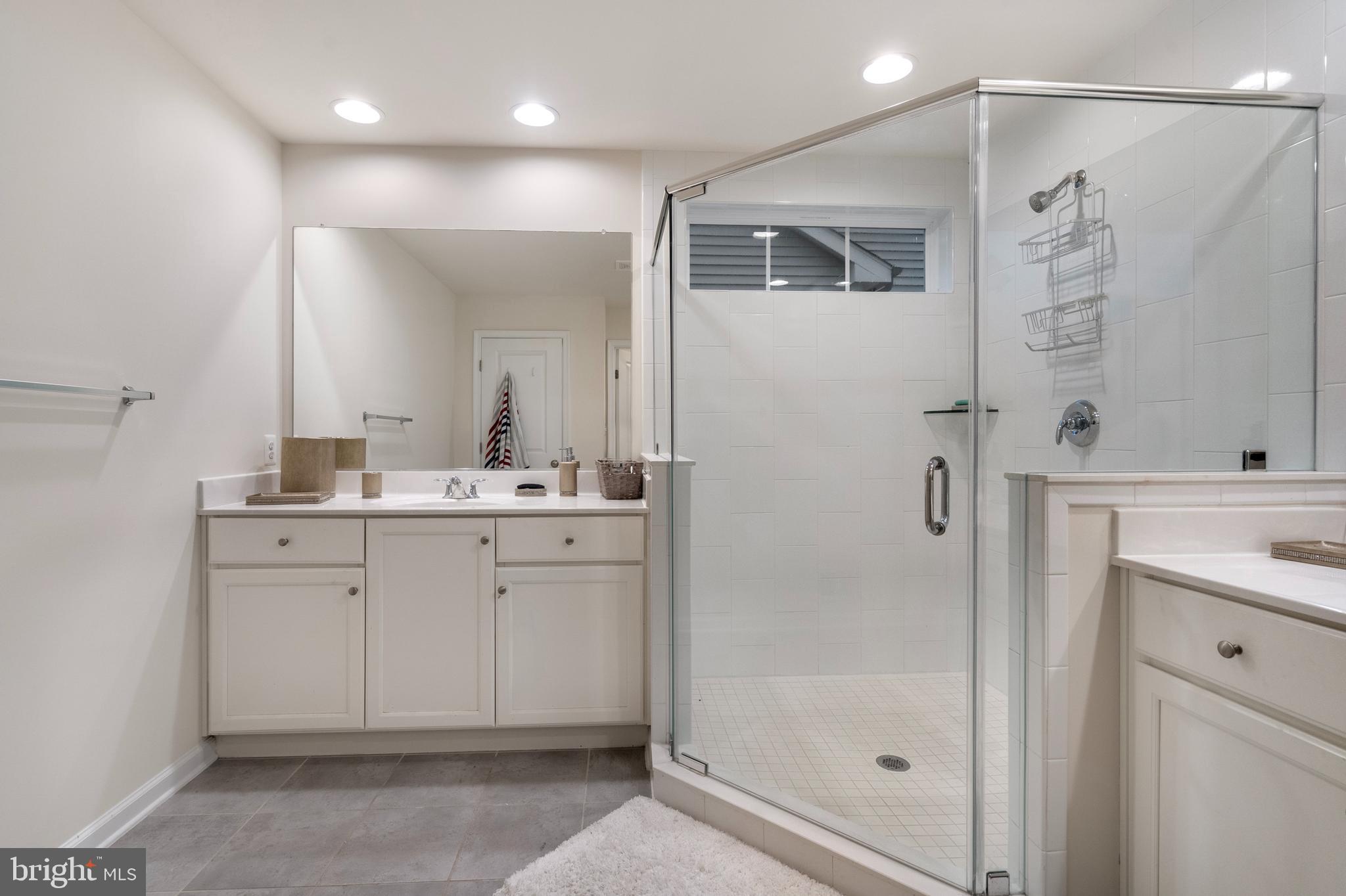 TALLYN RIDGE - Residential