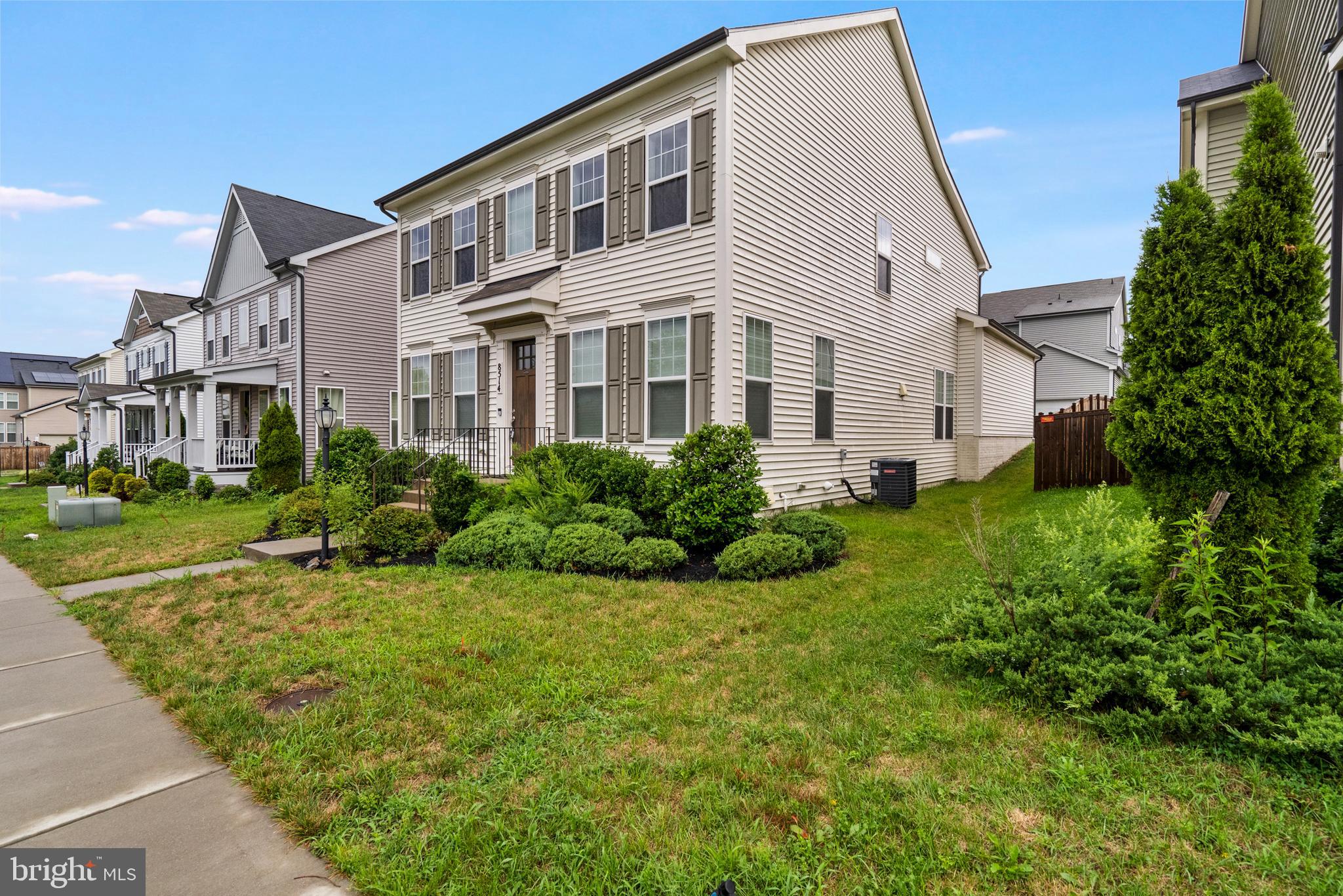 TALLYN RIDGE - Residential