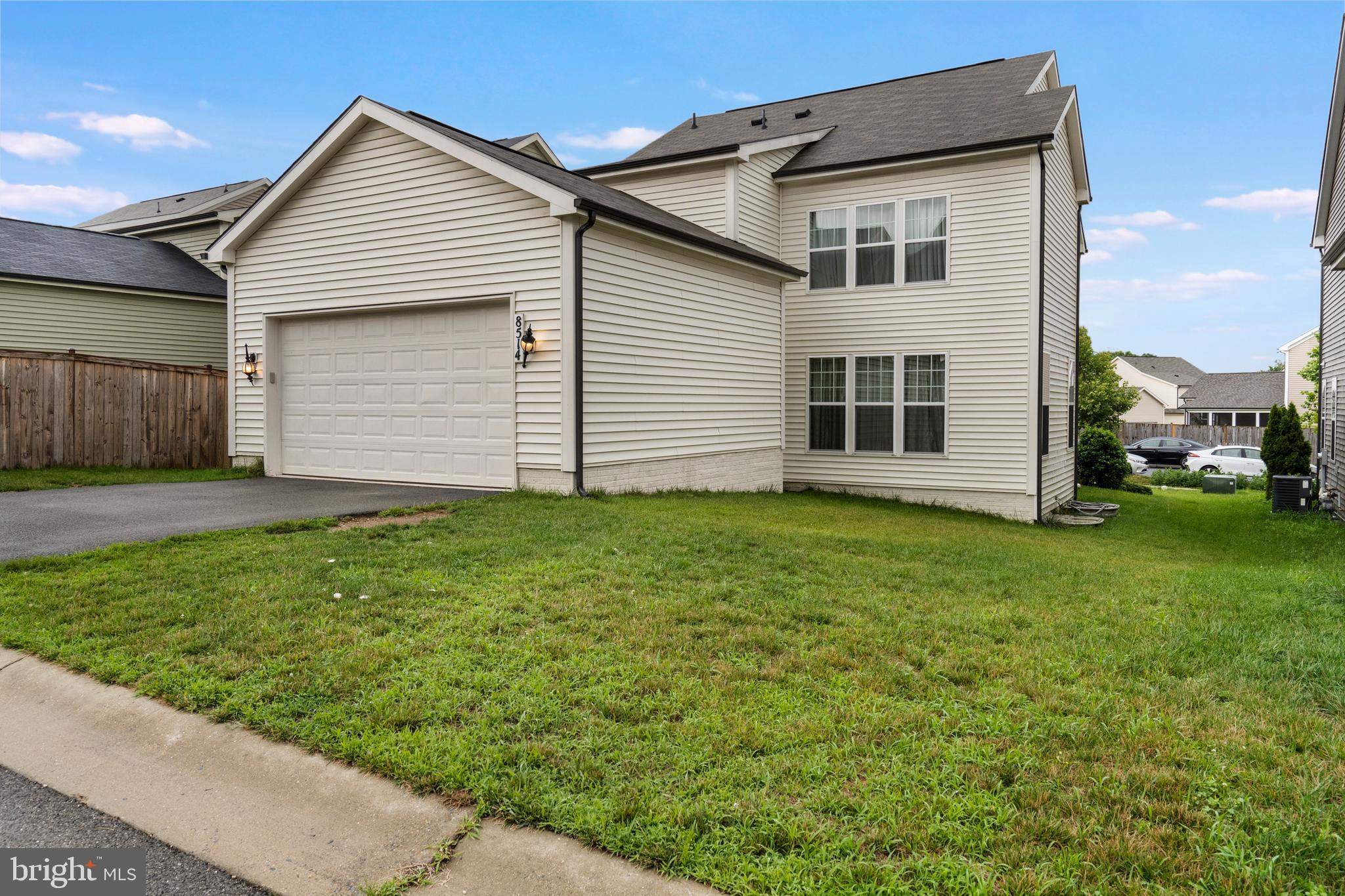 TALLYN RIDGE - Residential