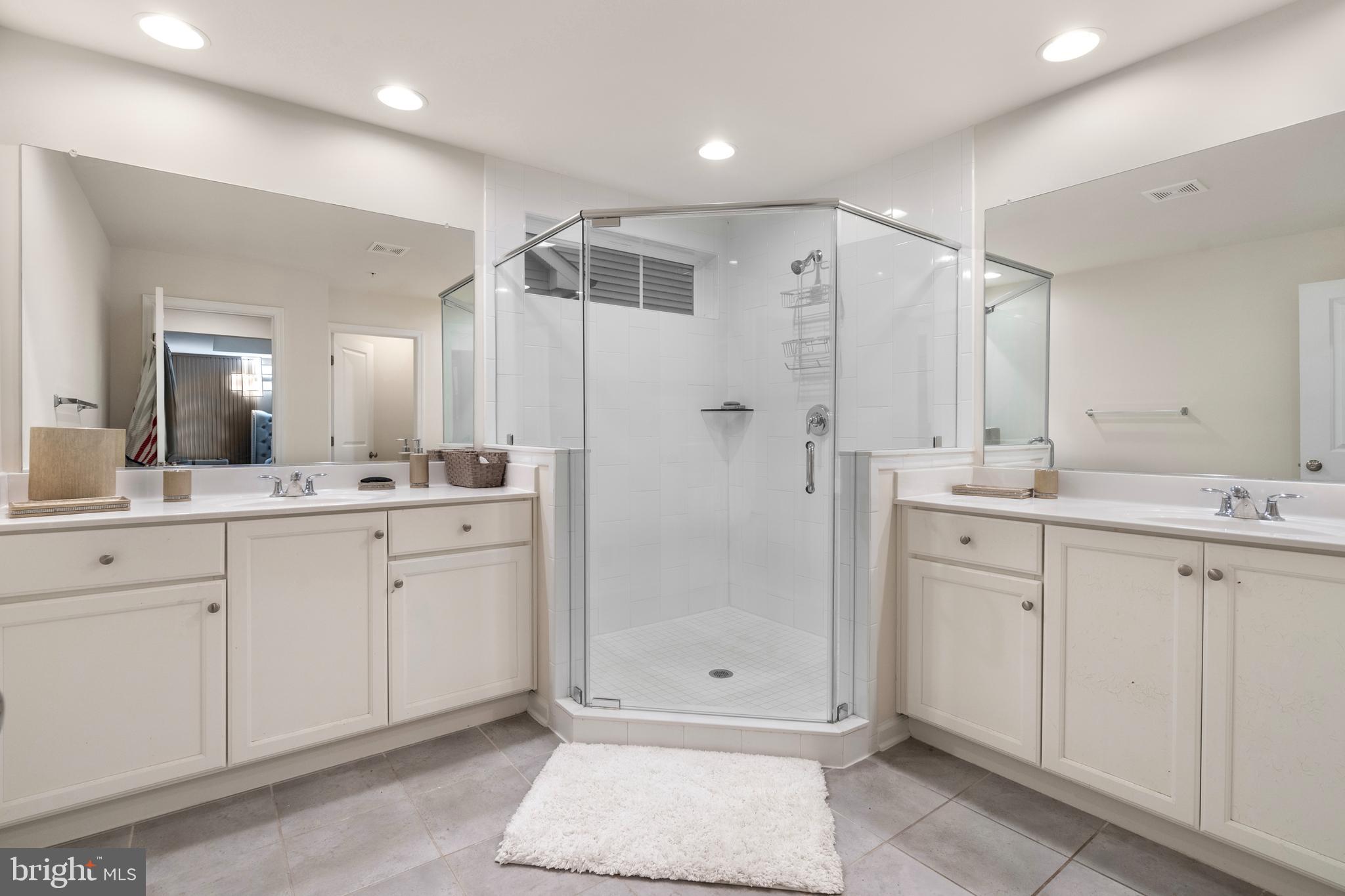 TALLYN RIDGE - Residential