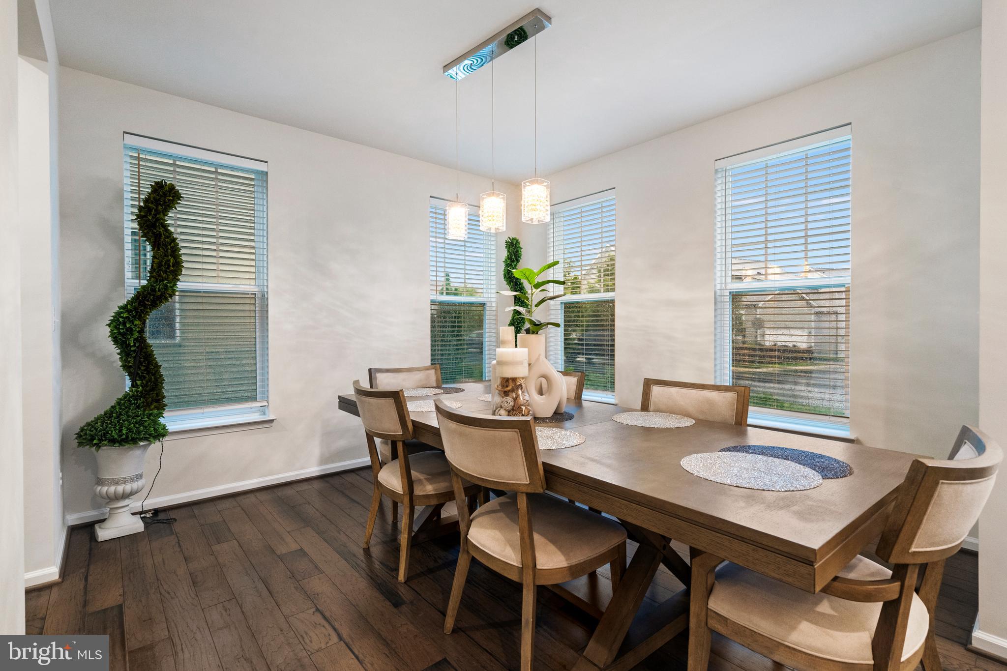 TALLYN RIDGE - Residential
