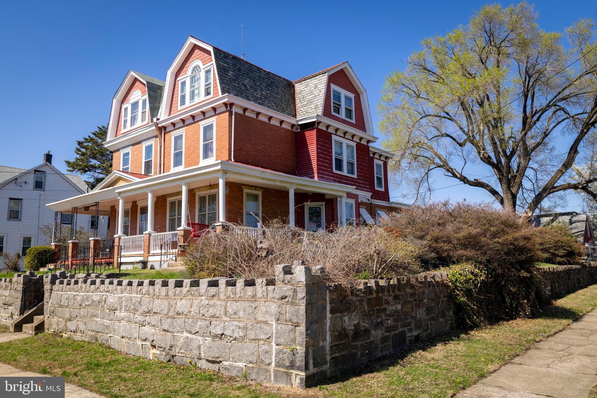 FOX CHASE - Residential