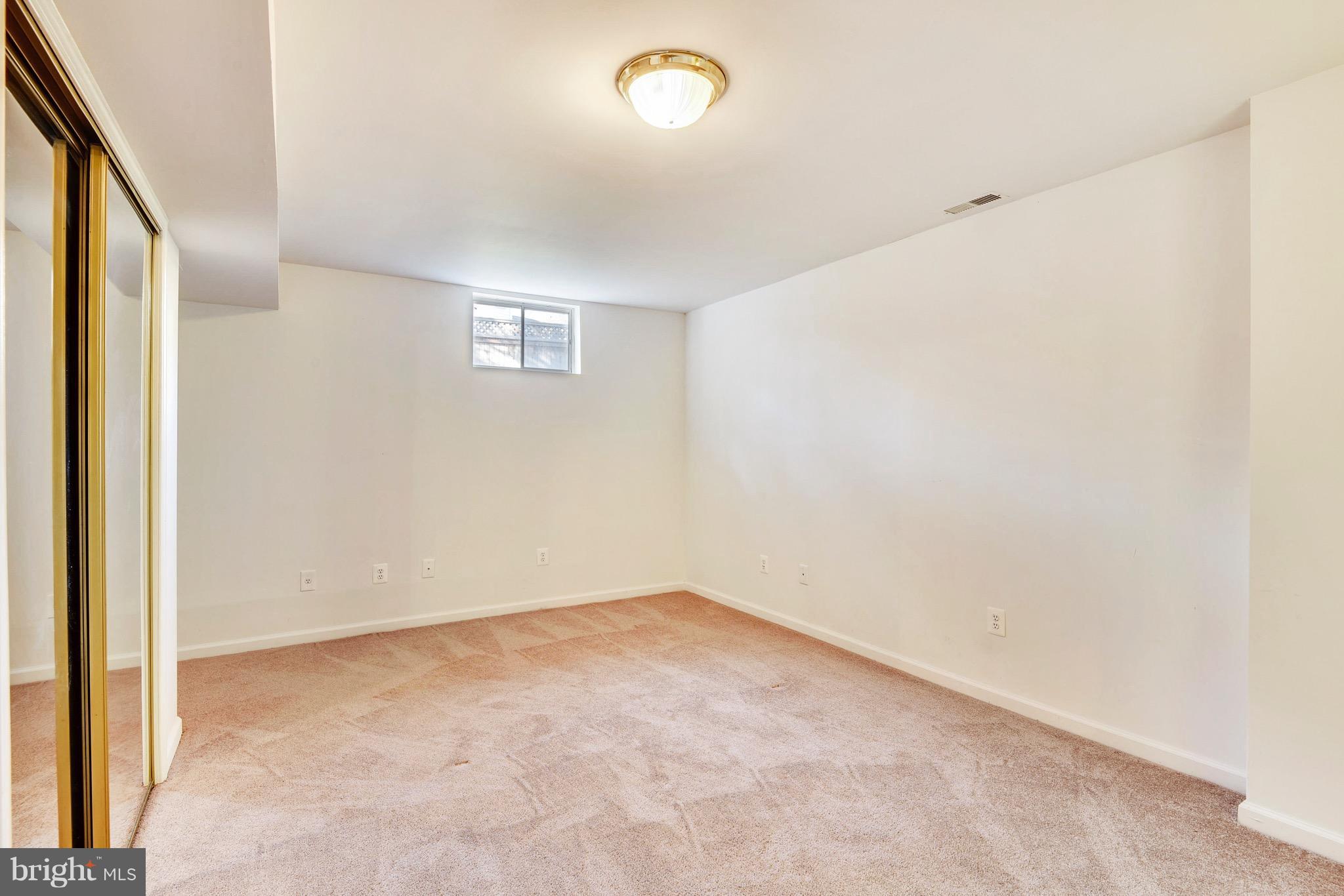 OLNEY OAKS - Residential