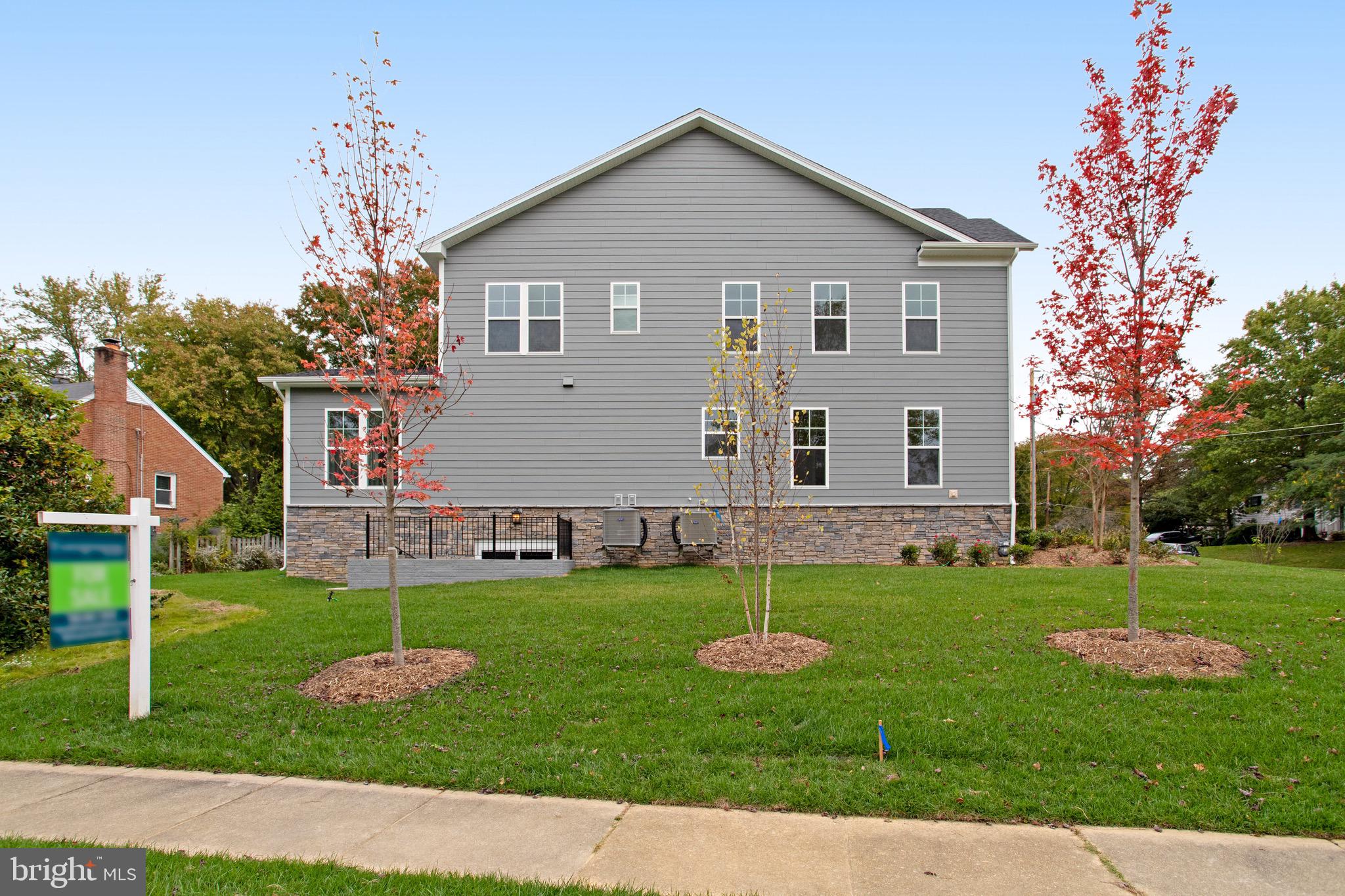 WAKEFIELD FOREST - Residential