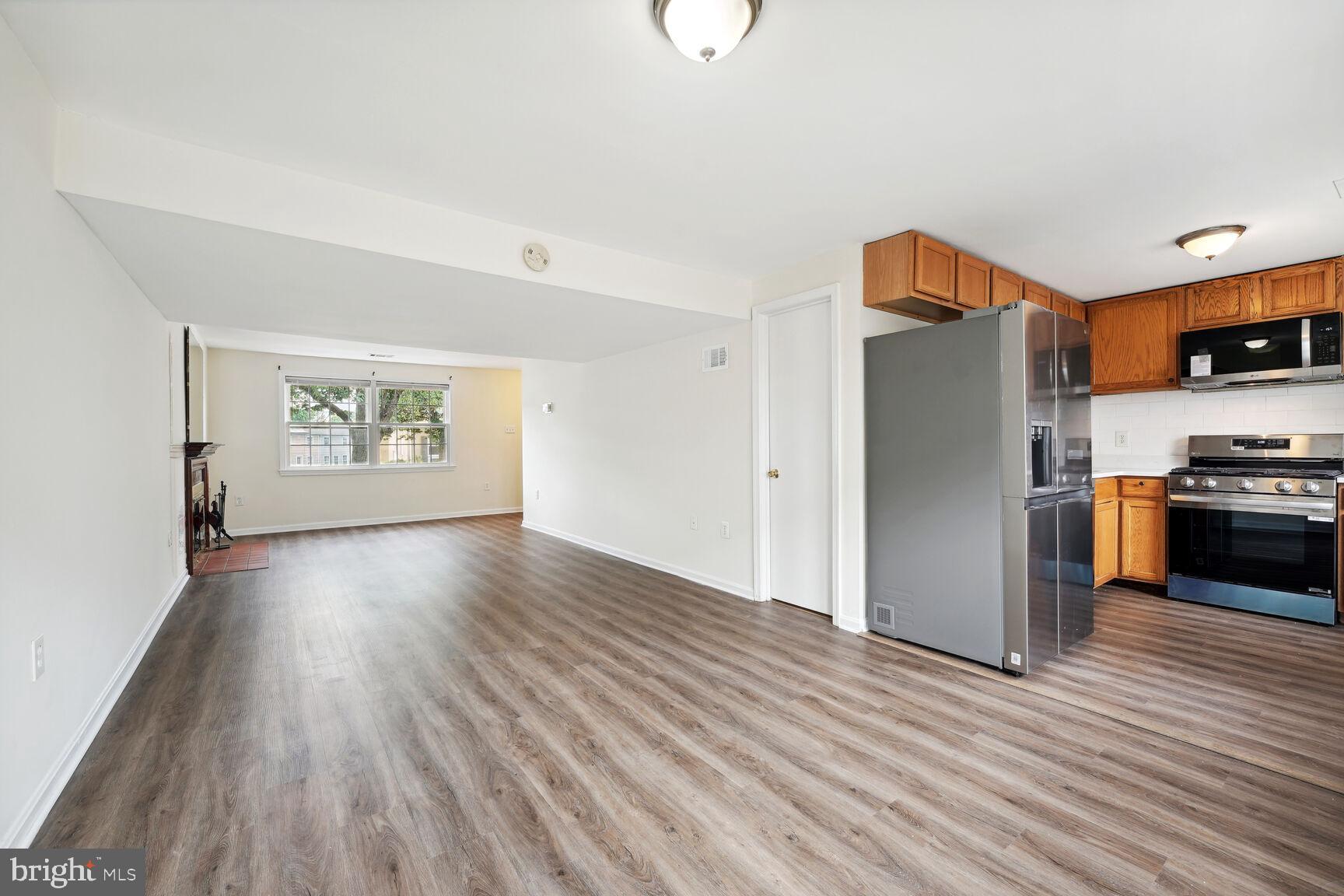 PINEWOOD HILL - Residential