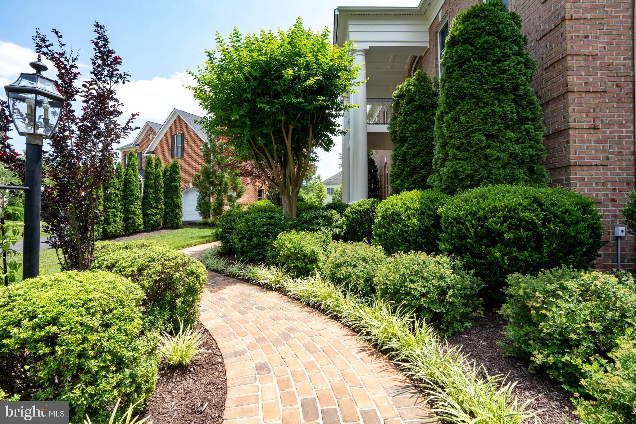 LAKE MANASSAS - Residential