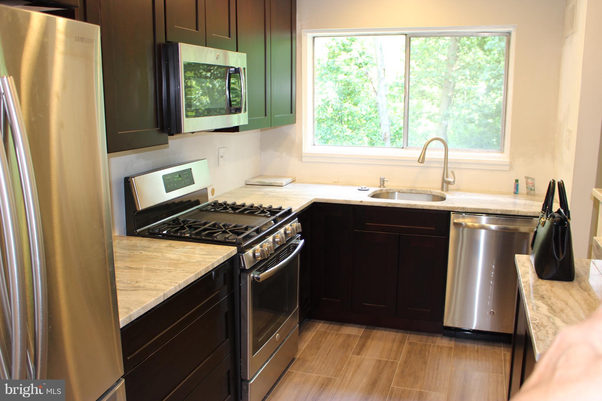 PARKSIDE CONDOMINIUMS - Residential Lease