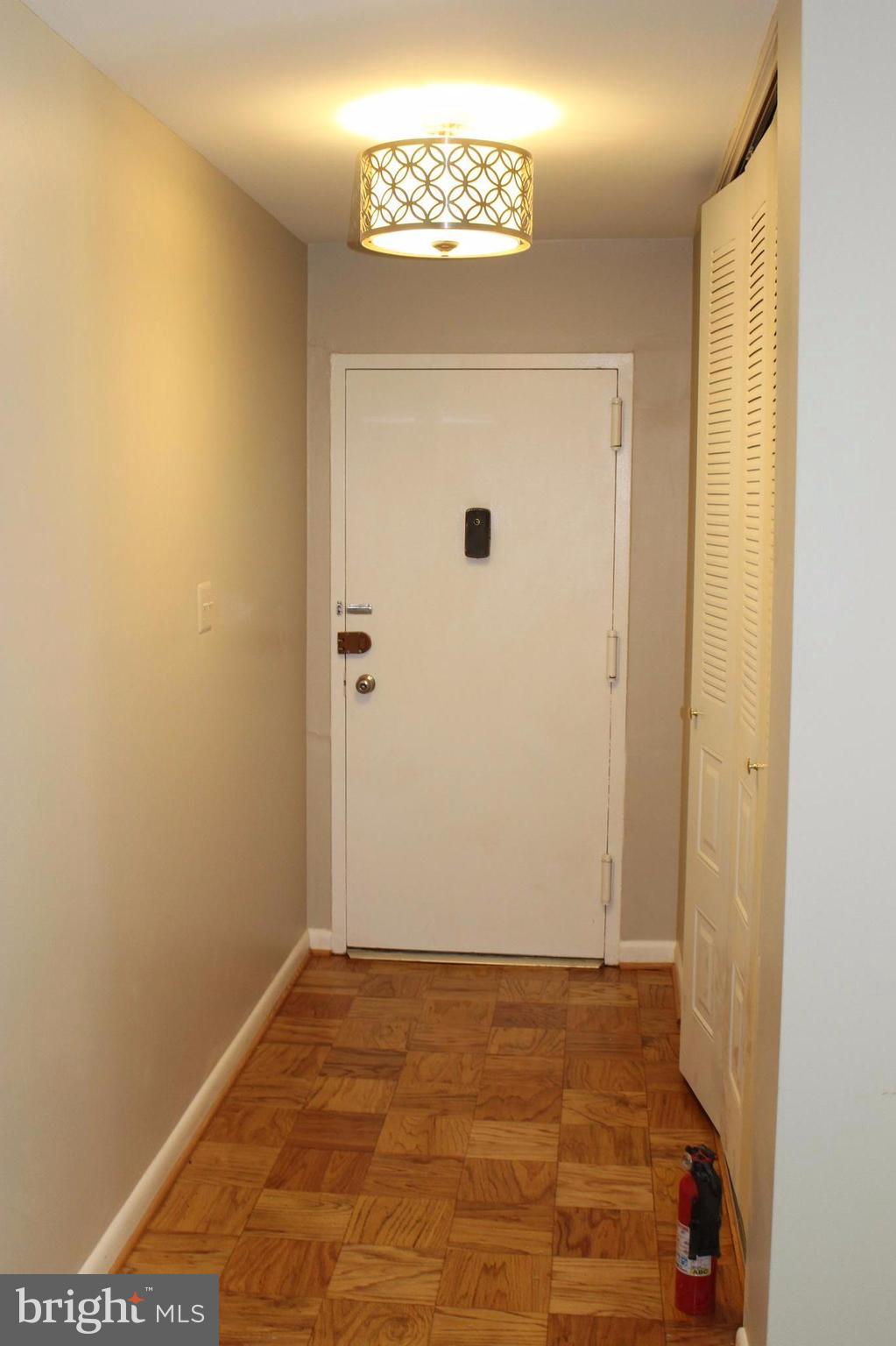 PARKSIDE CONDOMINIUMS - Residential Lease