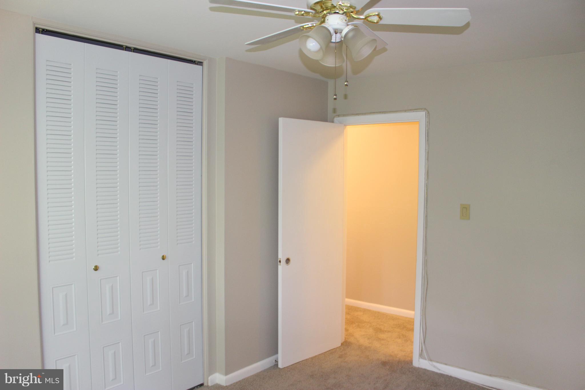 PARKSIDE CONDOMINIUMS - Residential Lease