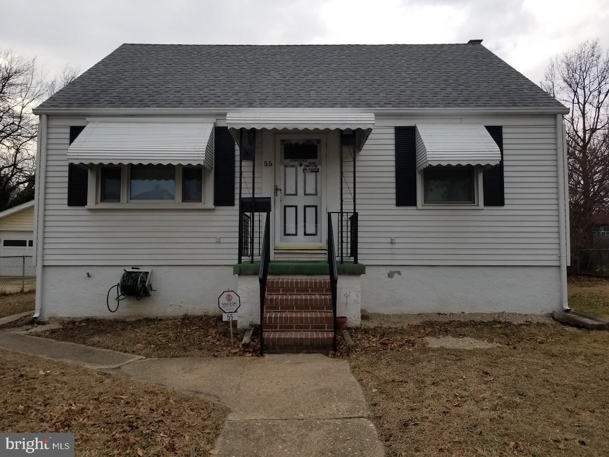 Home available for lease. AC, ceiling fans, fenced yard with small driveway and street parking. Two bedrooms on main floor and large 3rd bedroom upstairs. Gas stove and heating. Convenient location close to Glen Burnie High School, AACC Glen Burnie, and Courthouse. Minutes away from countless shopping and restaurants.

Tenant pays all utilities and is responsible for yard maintenance. No pets and no smoking allowed in home. Applicants will pay for credit/background check with application submittal. First months rent and security deposit due at lease signing
