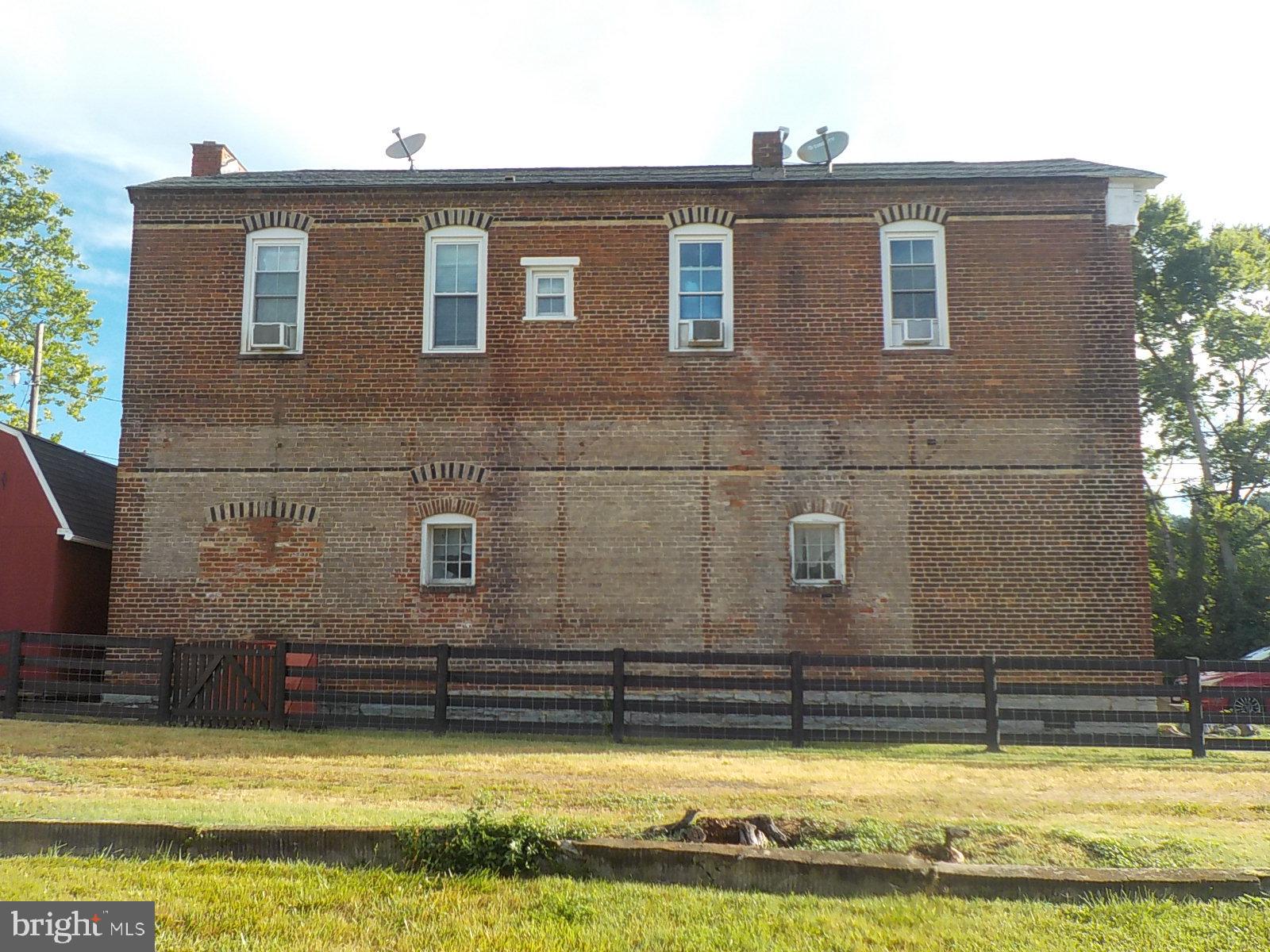 RIVERTON - Residential