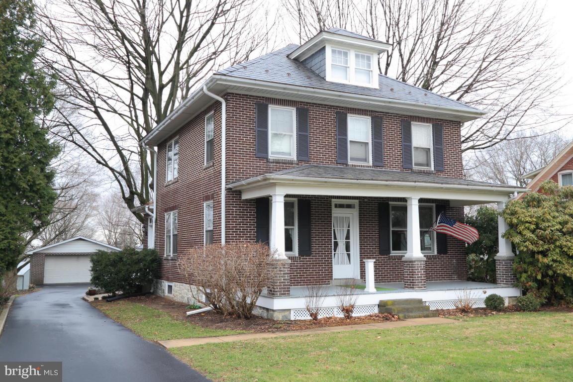 Nicely located.  Kitchen, laundry and half bath remodeled in 2010.  In-ground pool, 4 car garage, partially finished basement with walk-out.  Granite counter top.  Plenty of natural lighting.