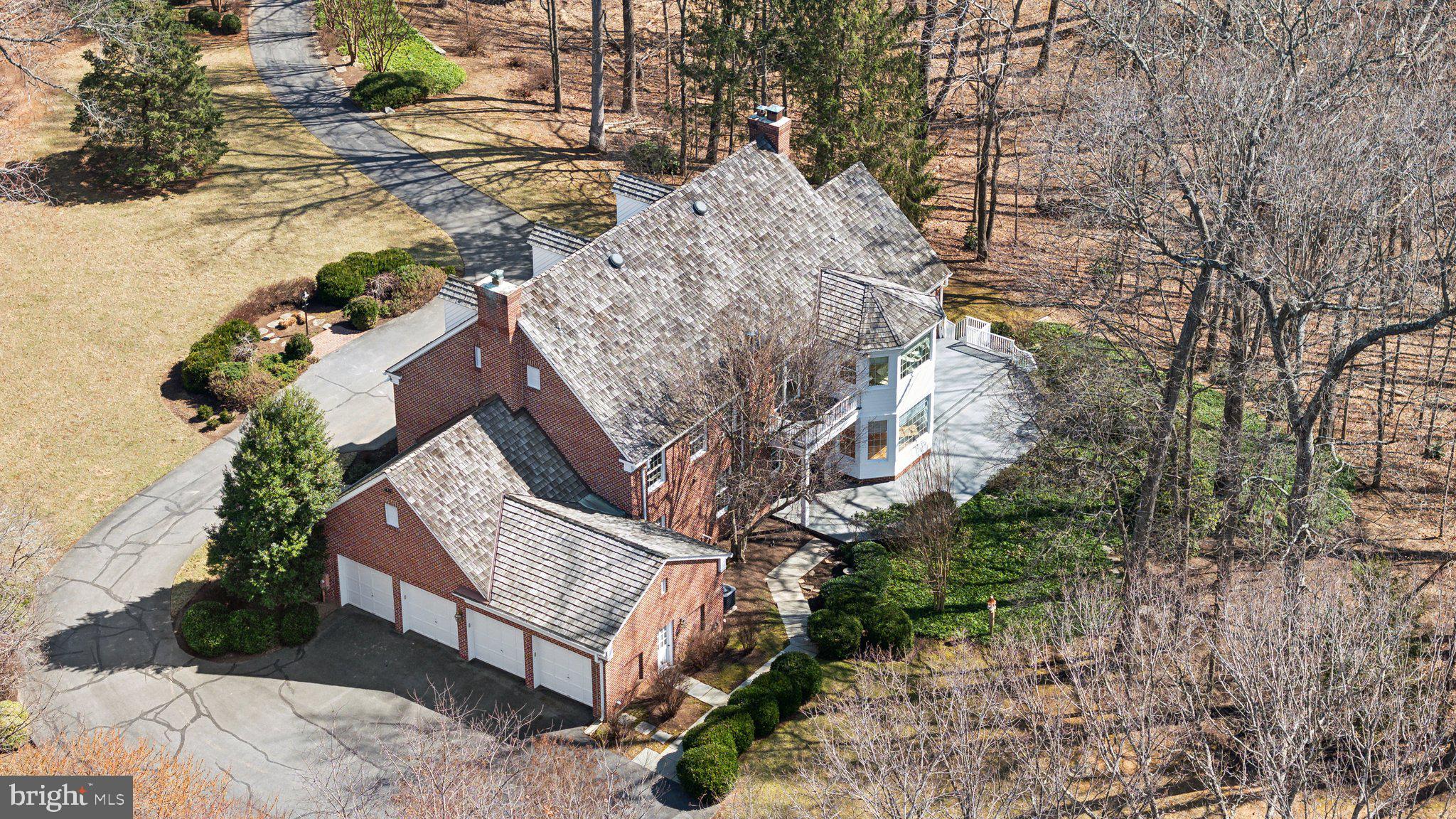 SPRING MEADOWS - Residential