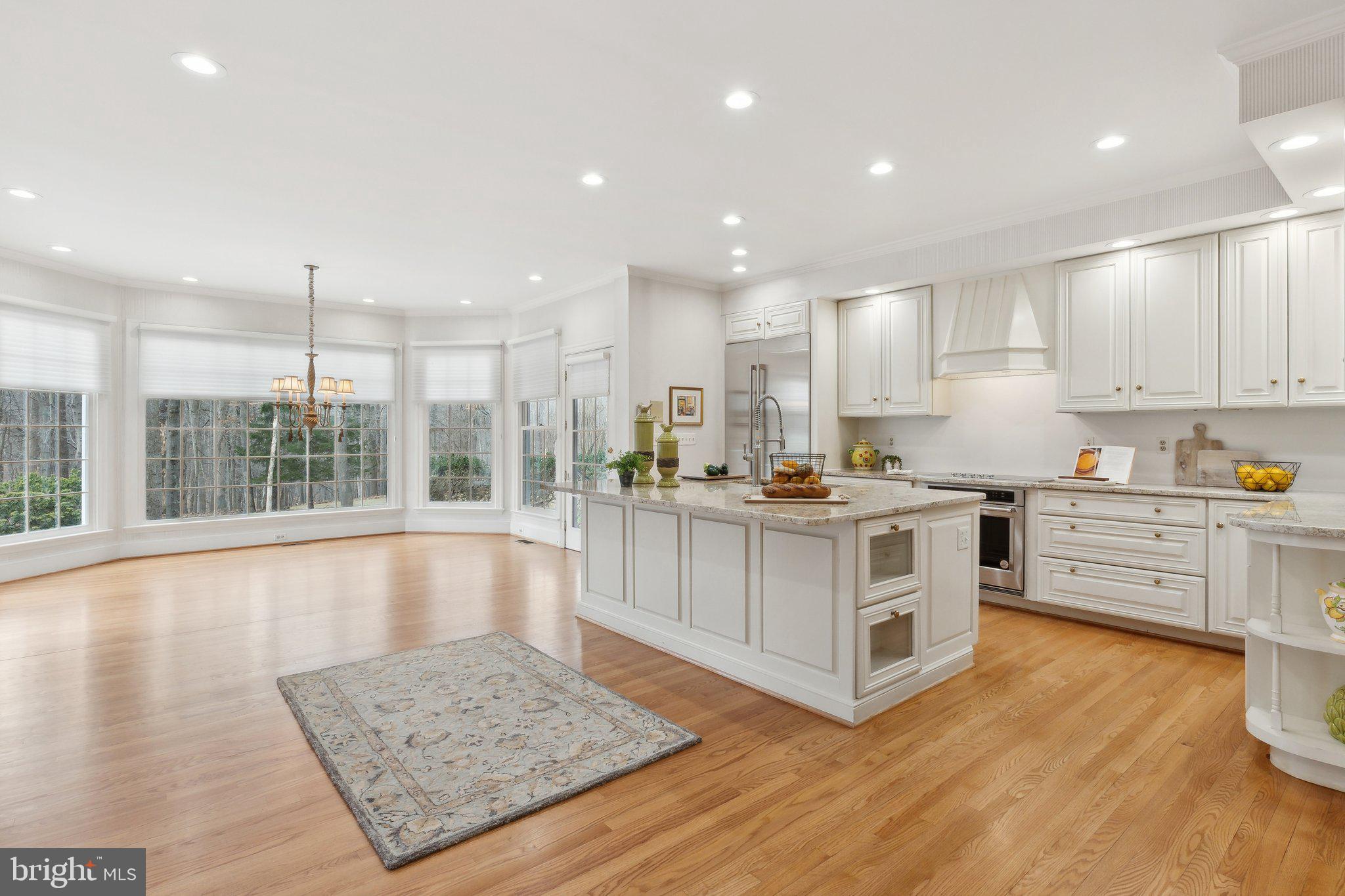 SPRING MEADOWS - Residential