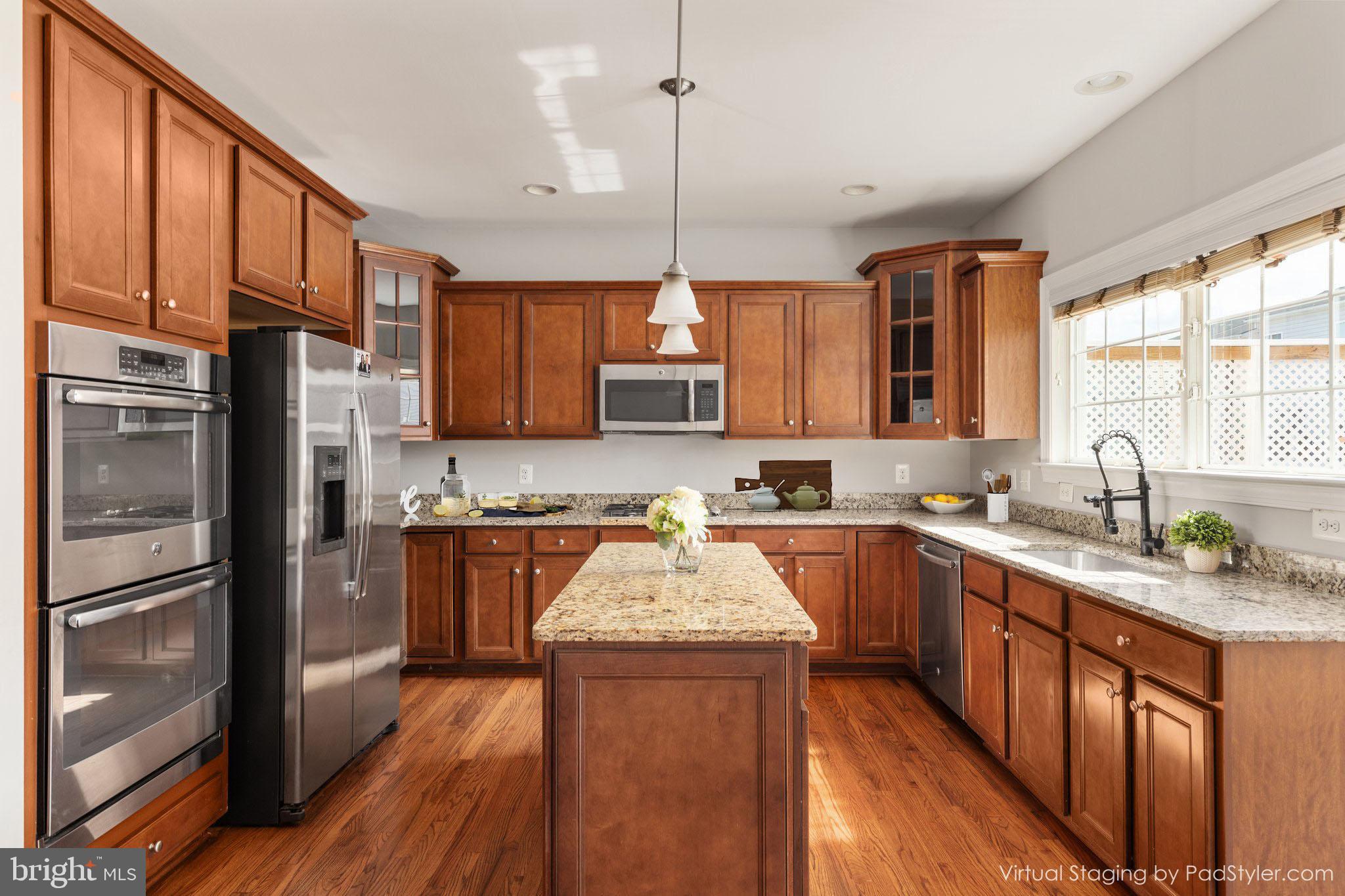RIVER POINTE - Residential