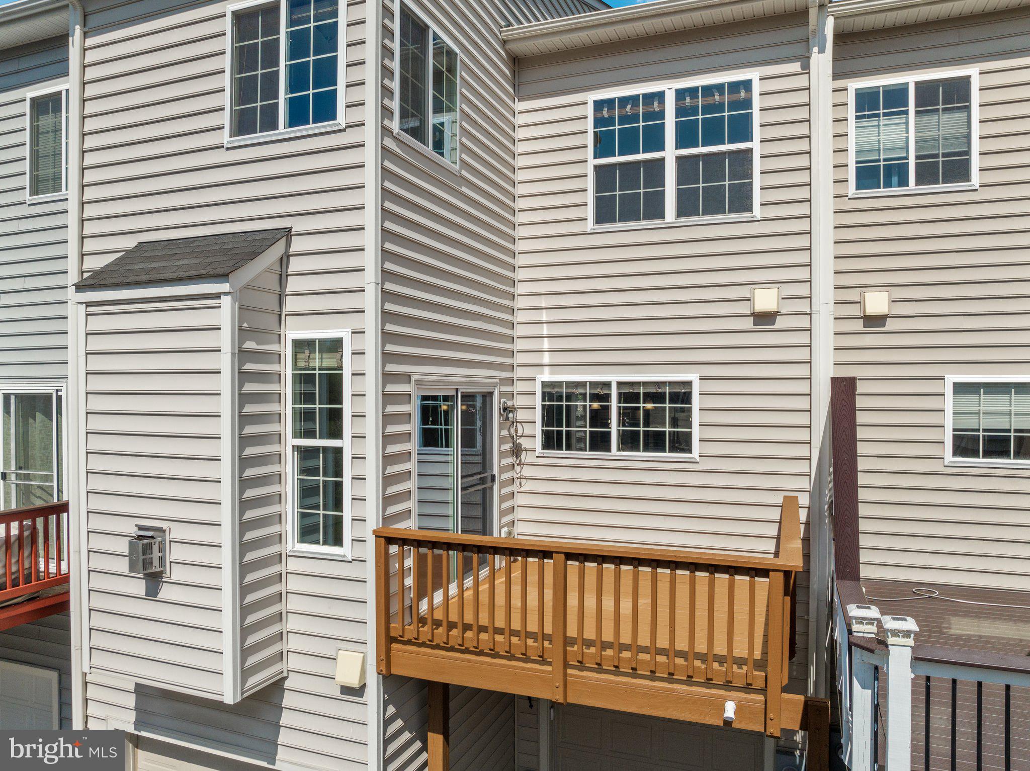 RIVER POINTE - Residential