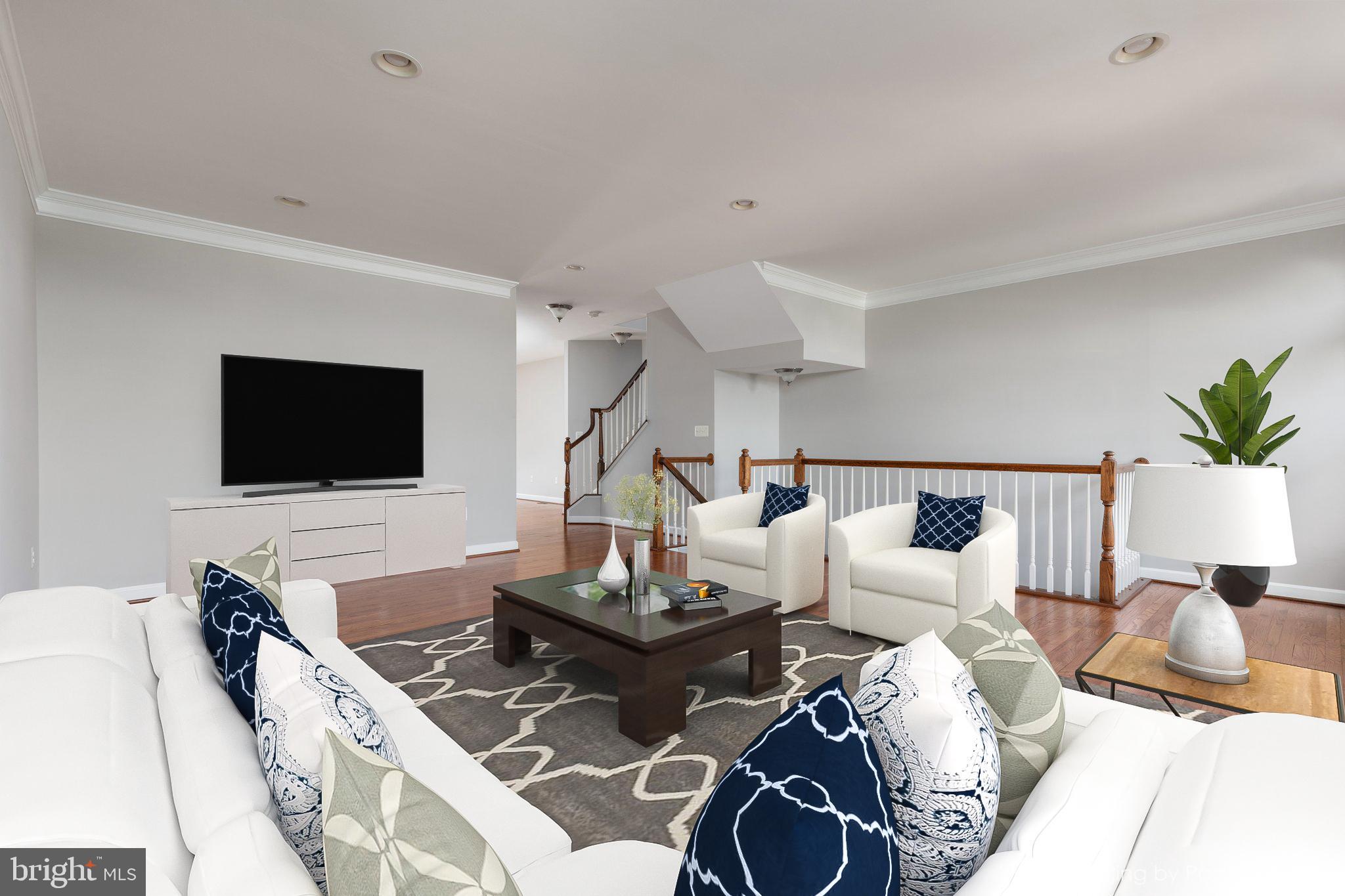 RIVER POINTE - Residential