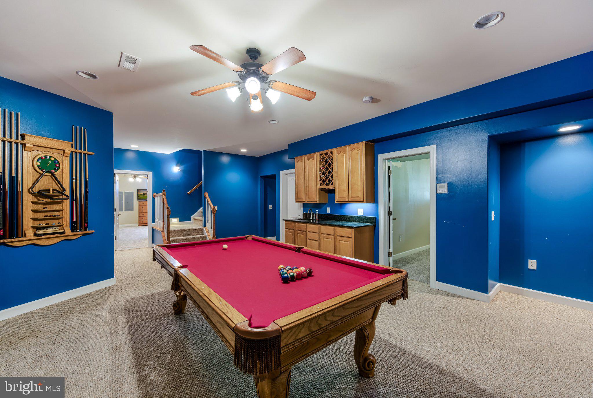 EQUESTRIAN ESTATES - Residential