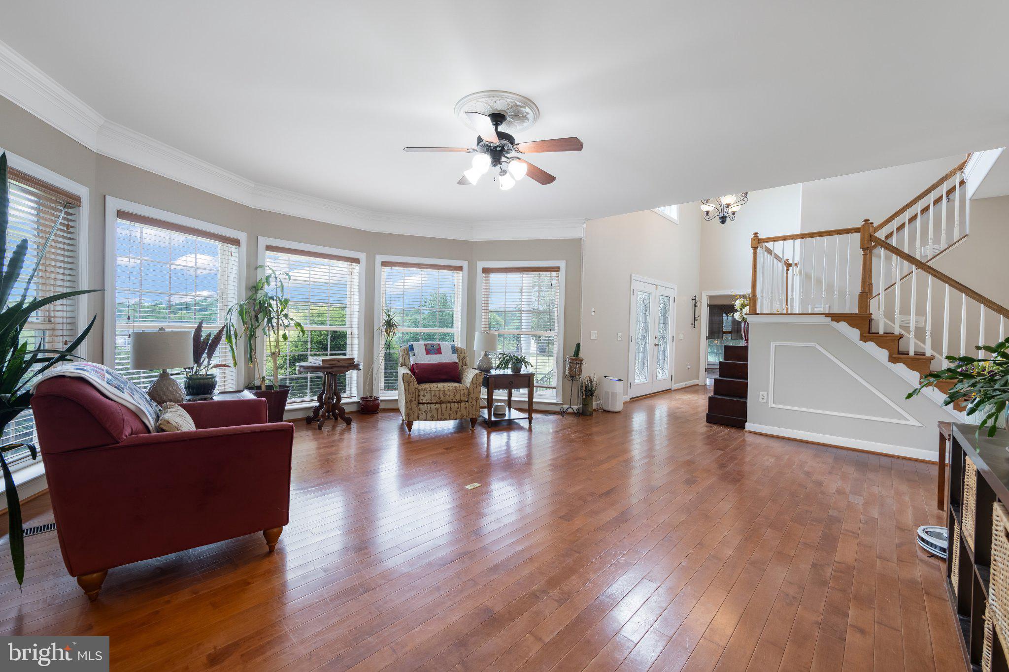 EQUESTRIAN ESTATES - Residential