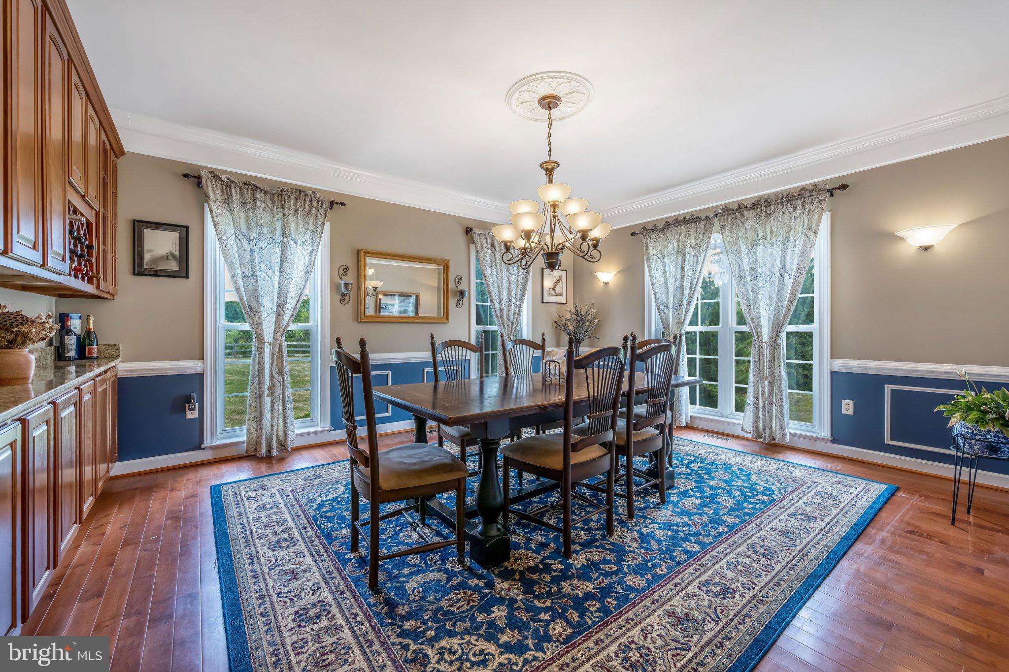 EQUESTRIAN ESTATES - Residential