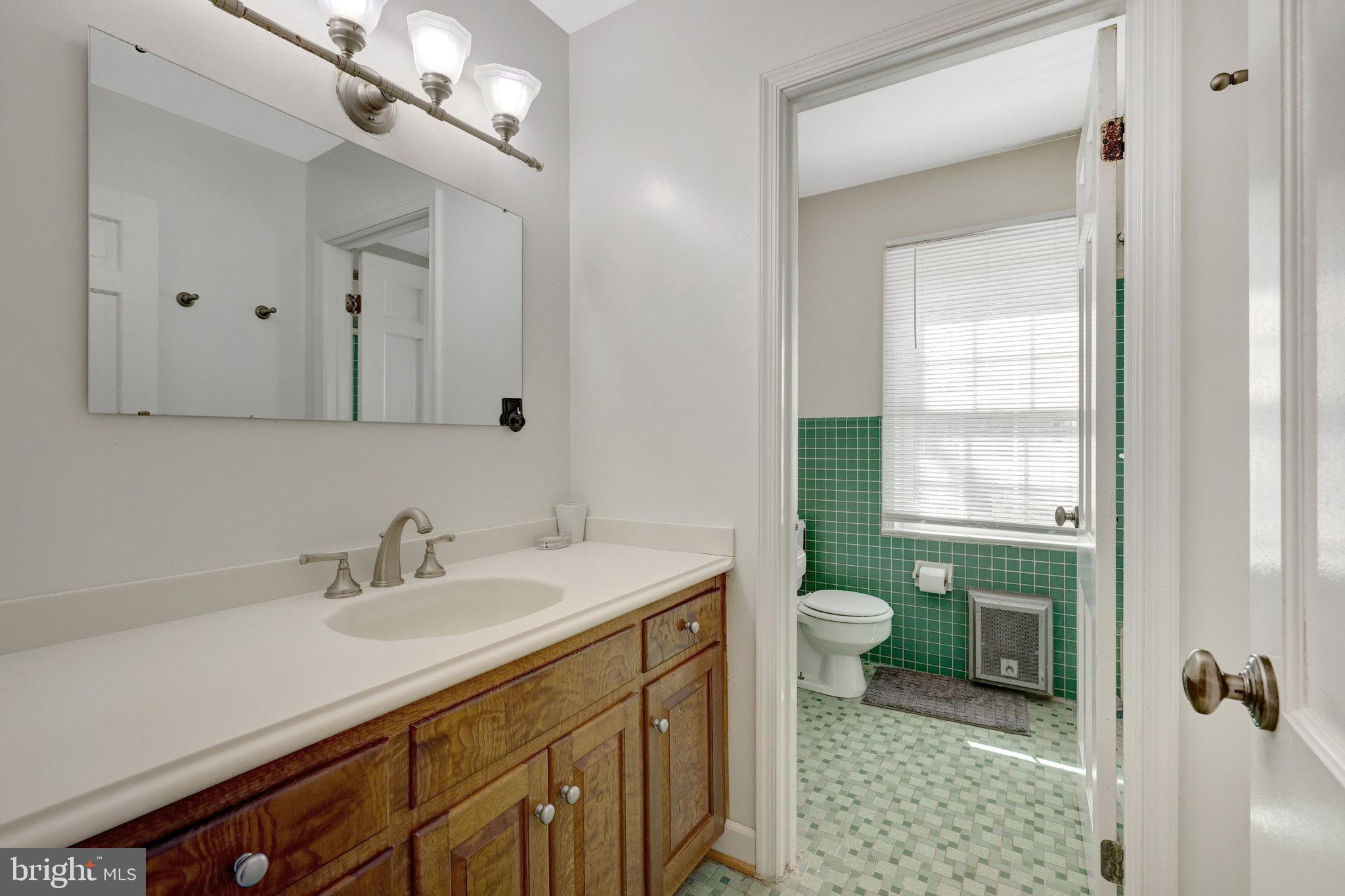 VALE SPRING WOODS - Residential