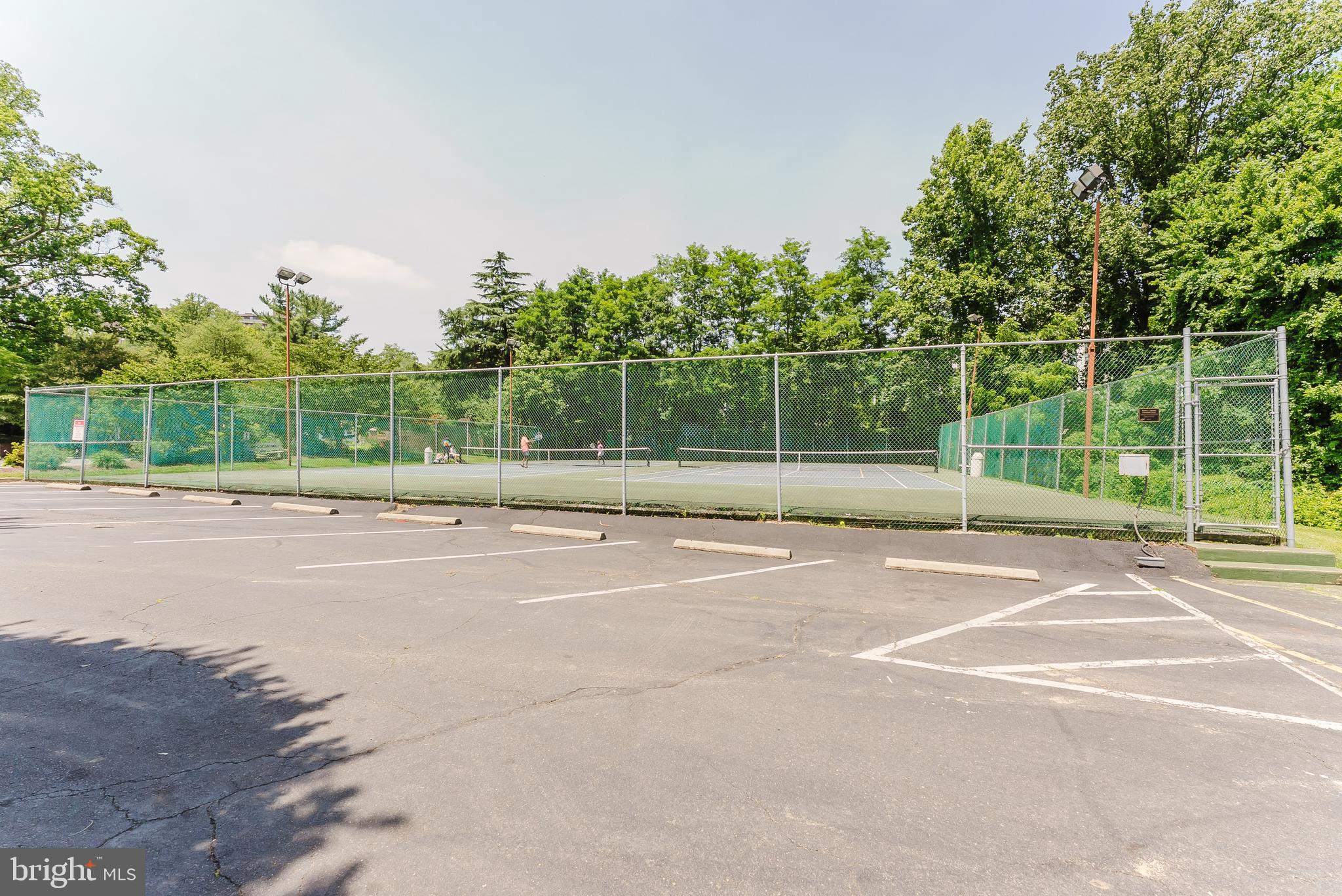 COLONIES AT MCLEAN - Residential