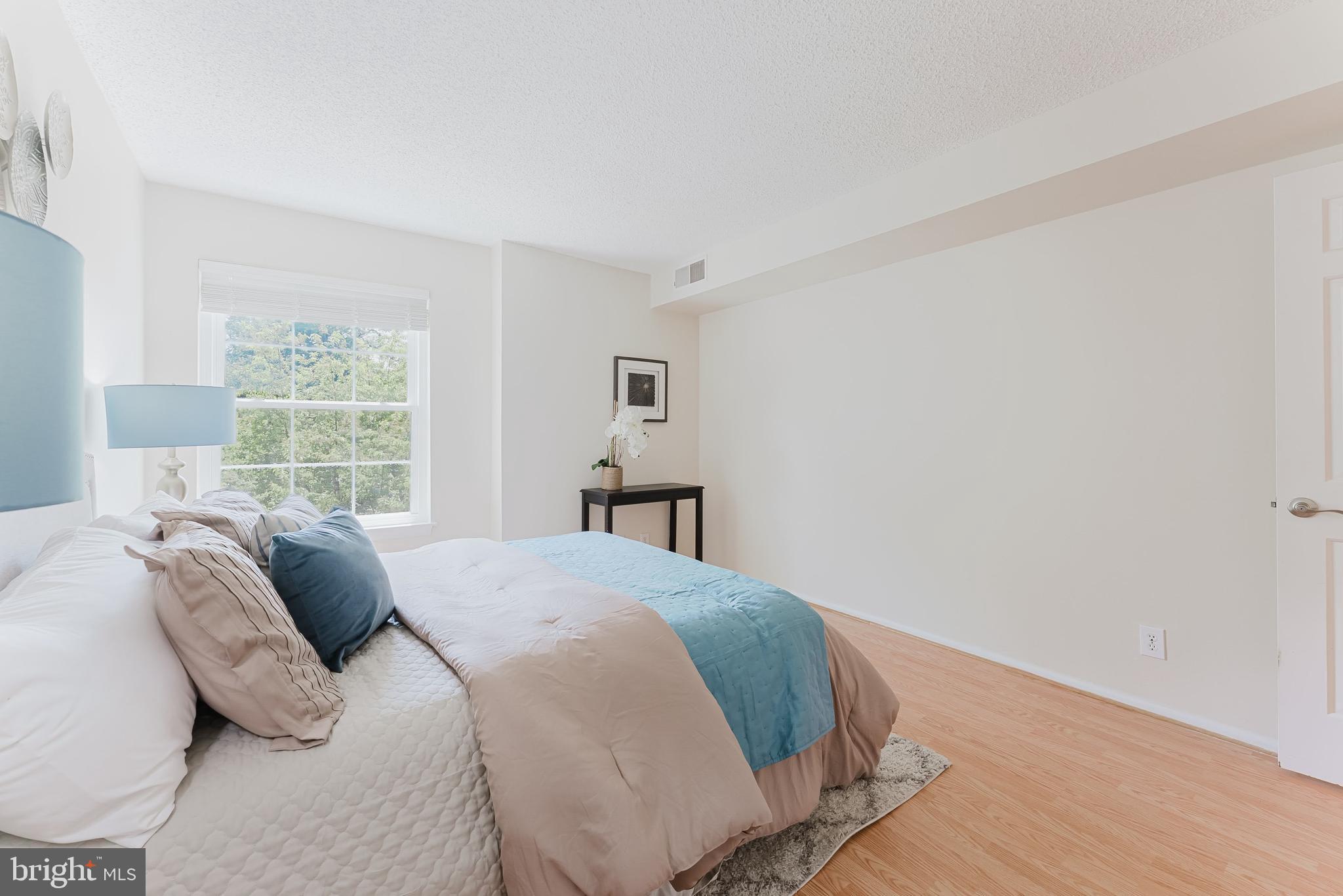 COLONIES AT MCLEAN - Residential