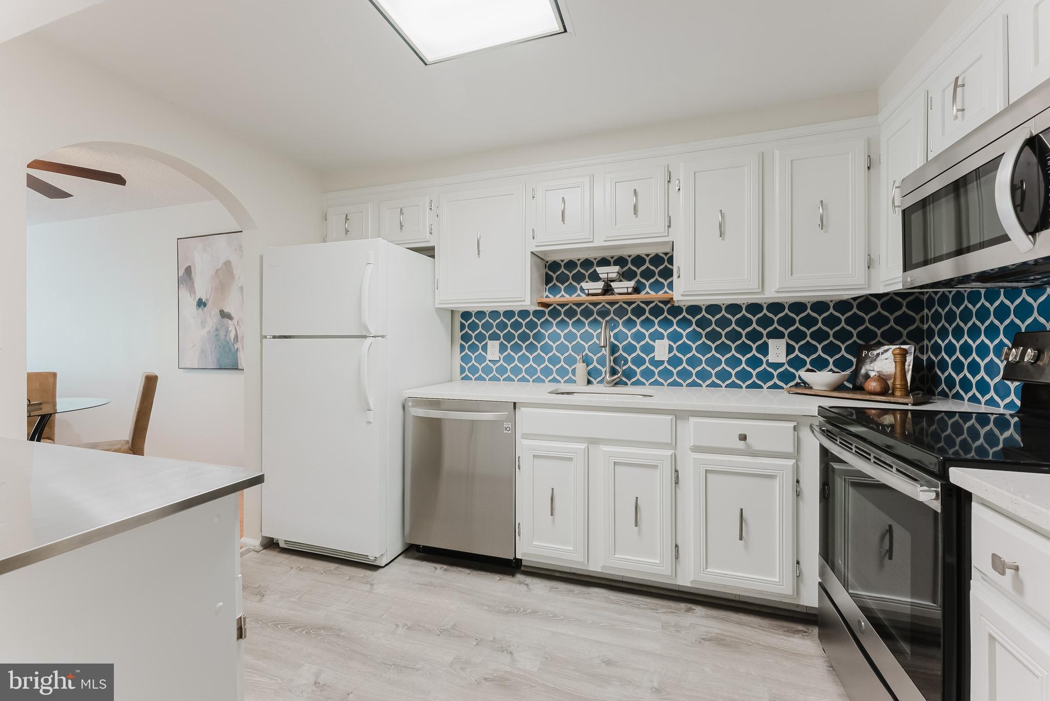 COLONIES AT MCLEAN - Residential