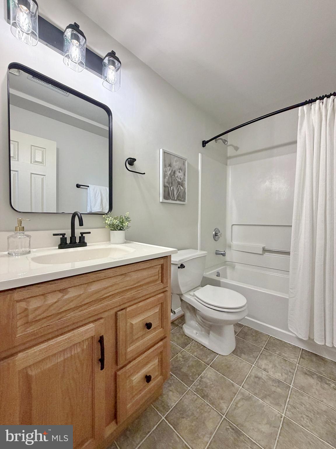 KINGS GRANT LA PLATA - Residential