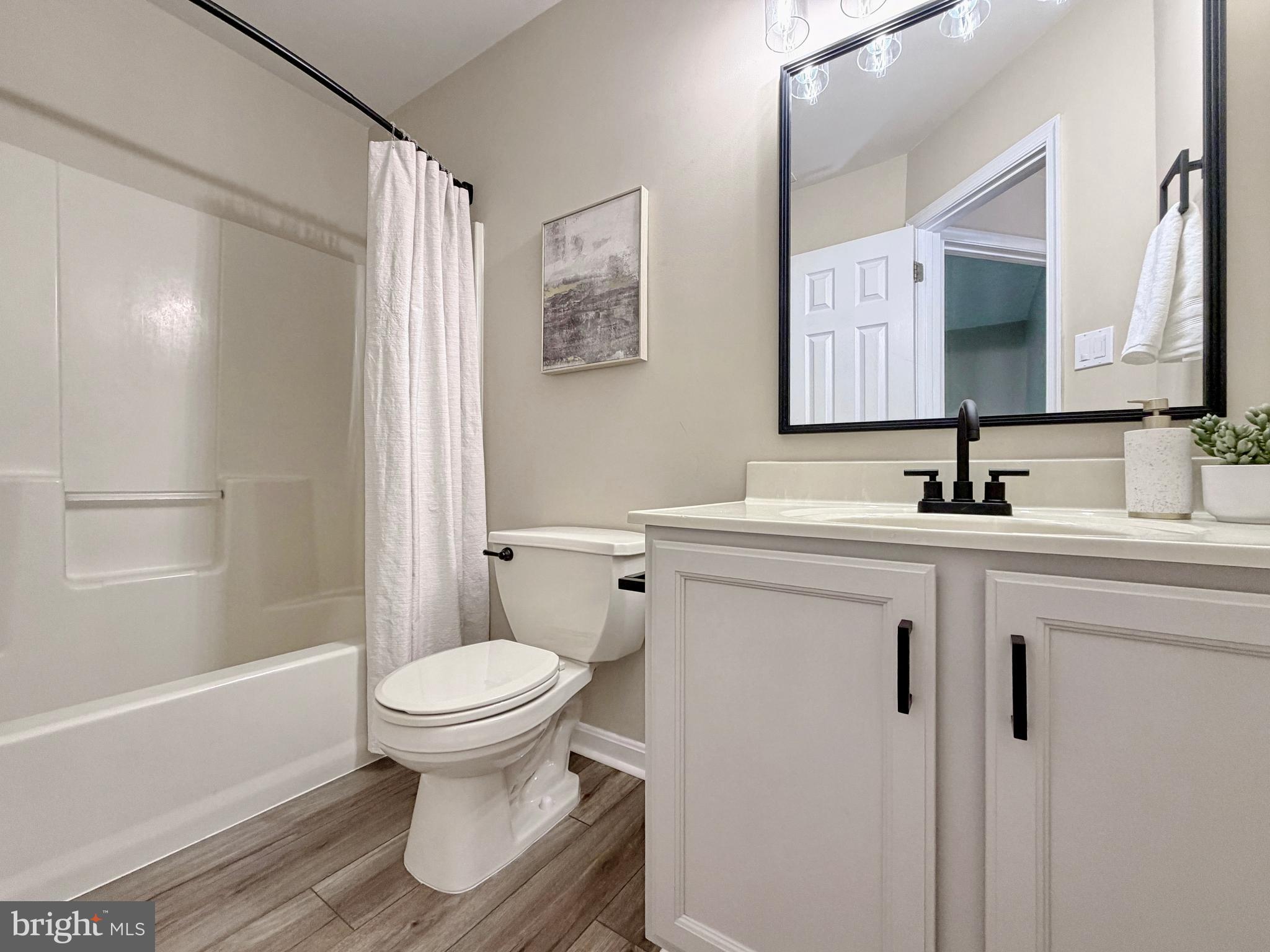 KINGS GRANT LA PLATA - Residential
