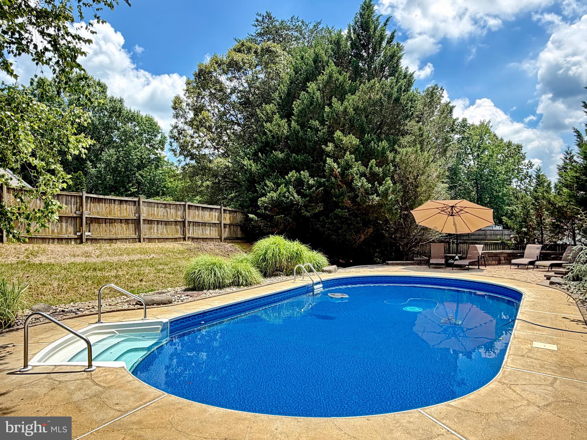 KINGS GRANT LA PLATA - Residential