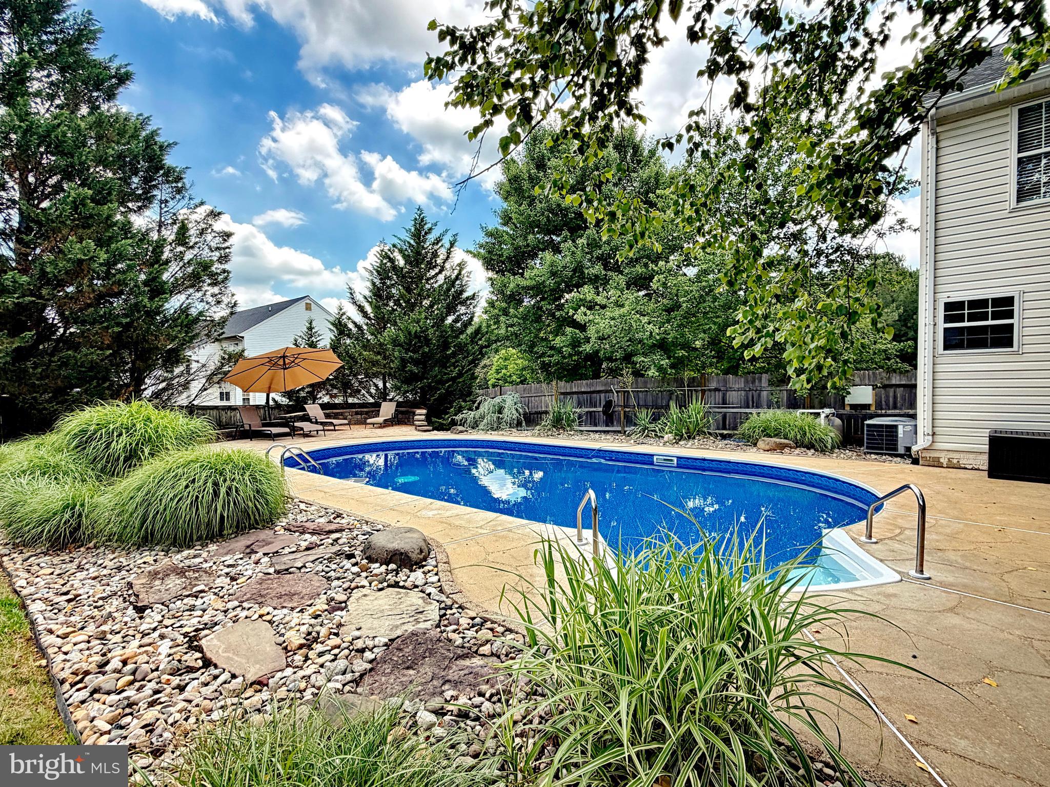 KINGS GRANT LA PLATA - Residential