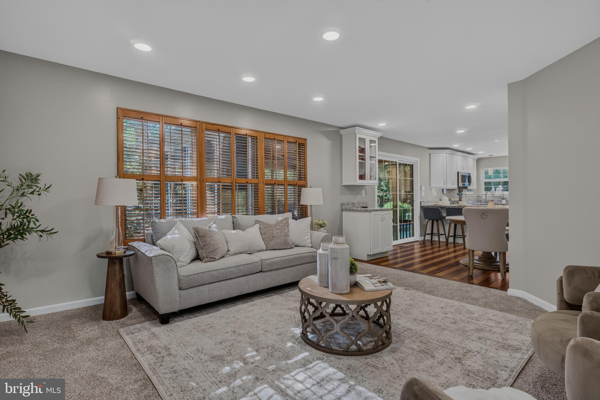 KINGS GRANT LA PLATA - Residential