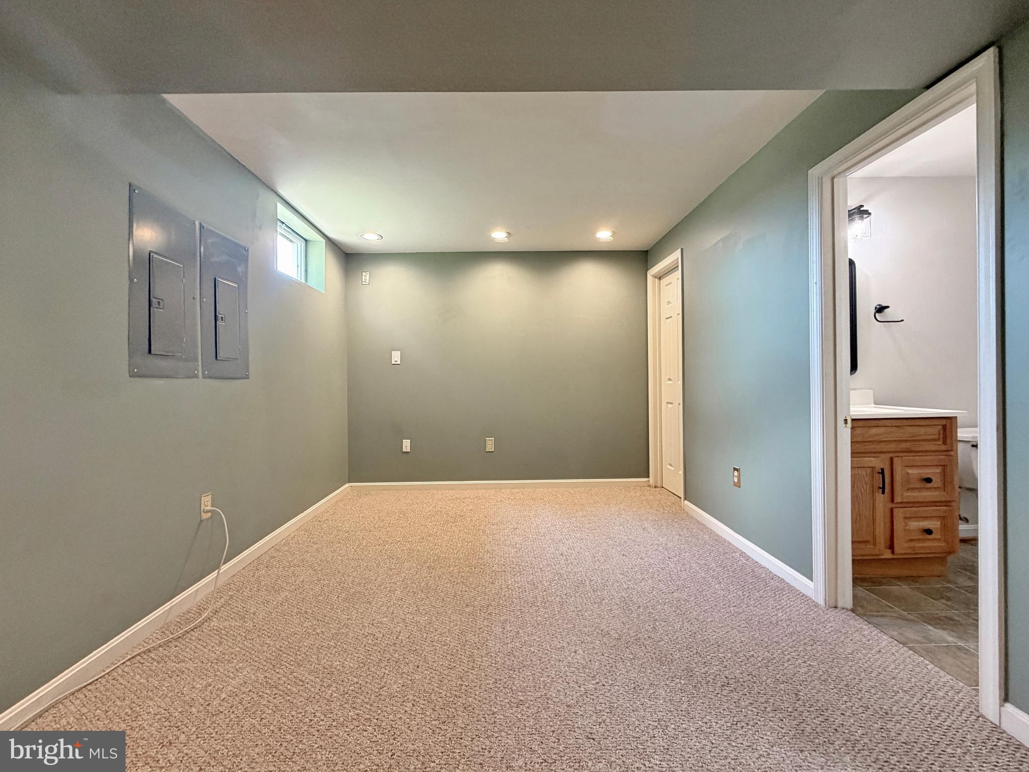 KINGS GRANT LA PLATA - Residential