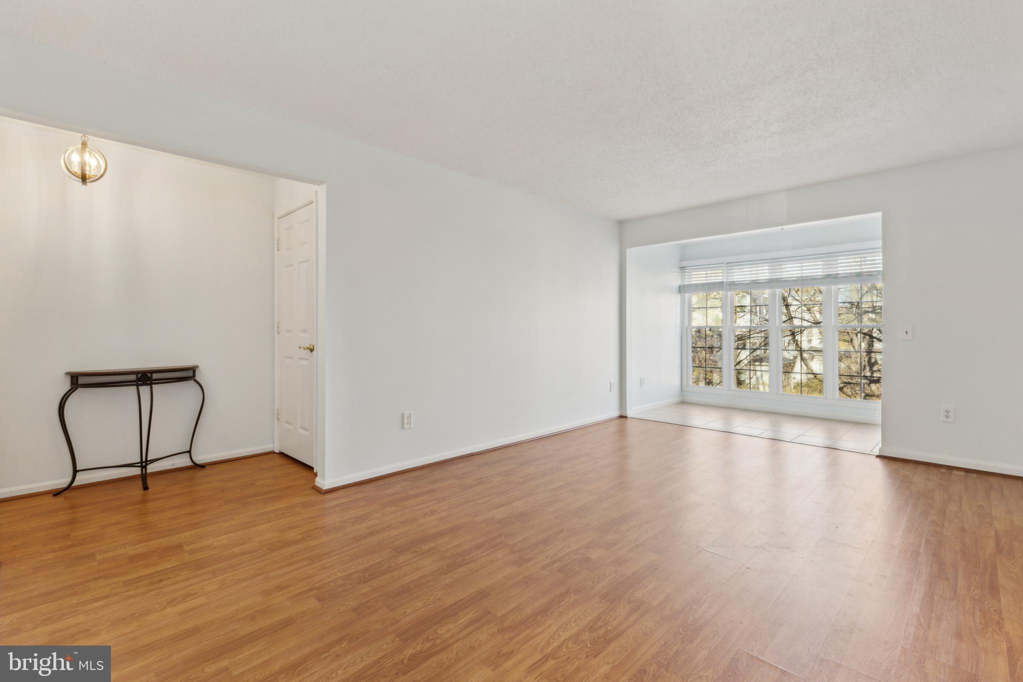 HUNTERS SQUARE - Residential Lease