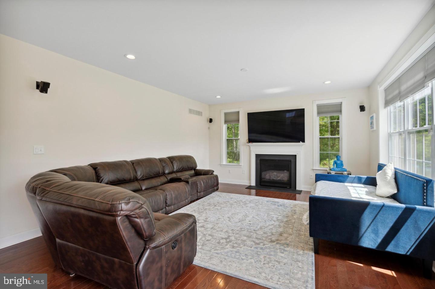 LANSDALE - Residential