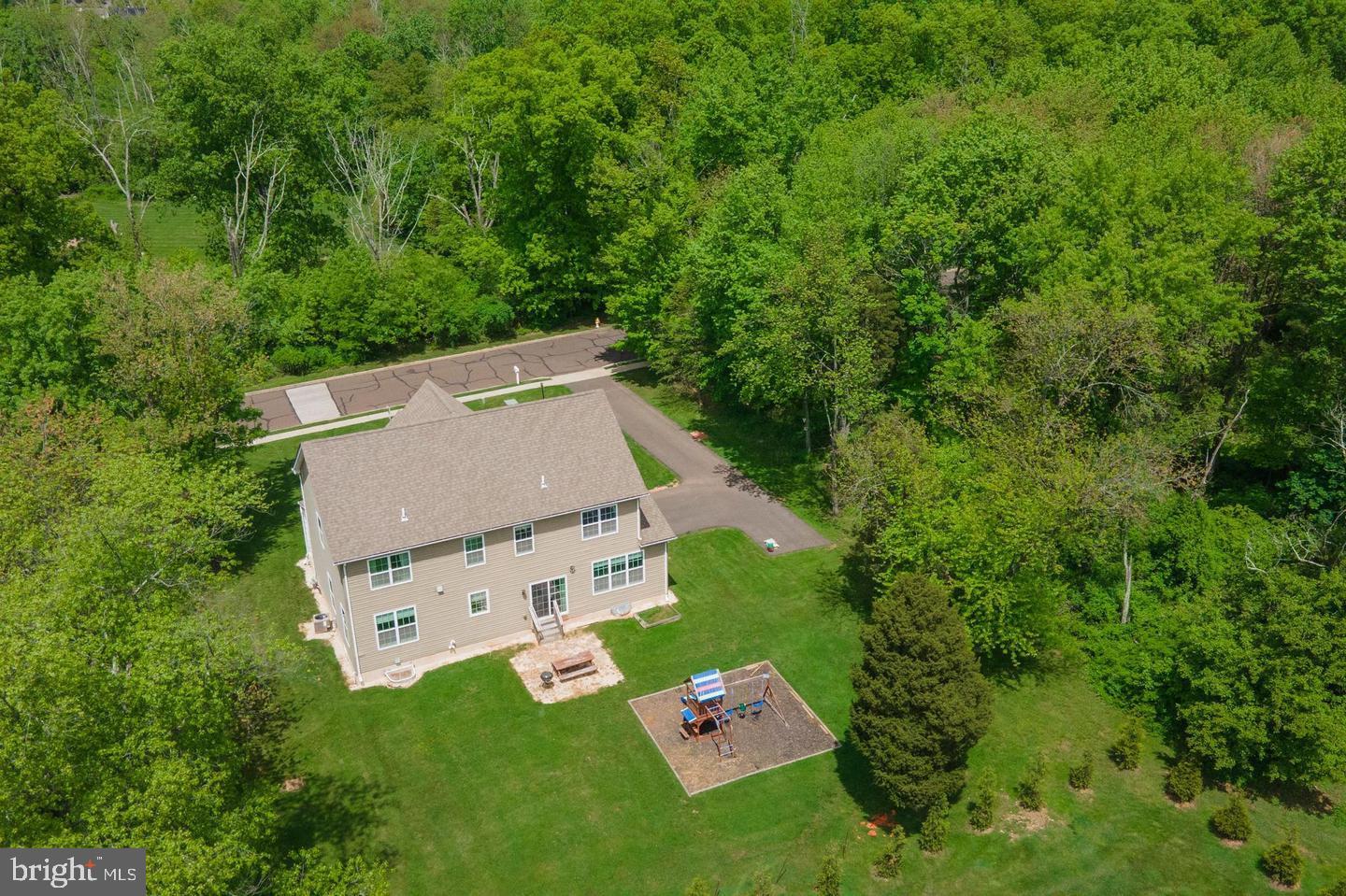 LANSDALE - Residential