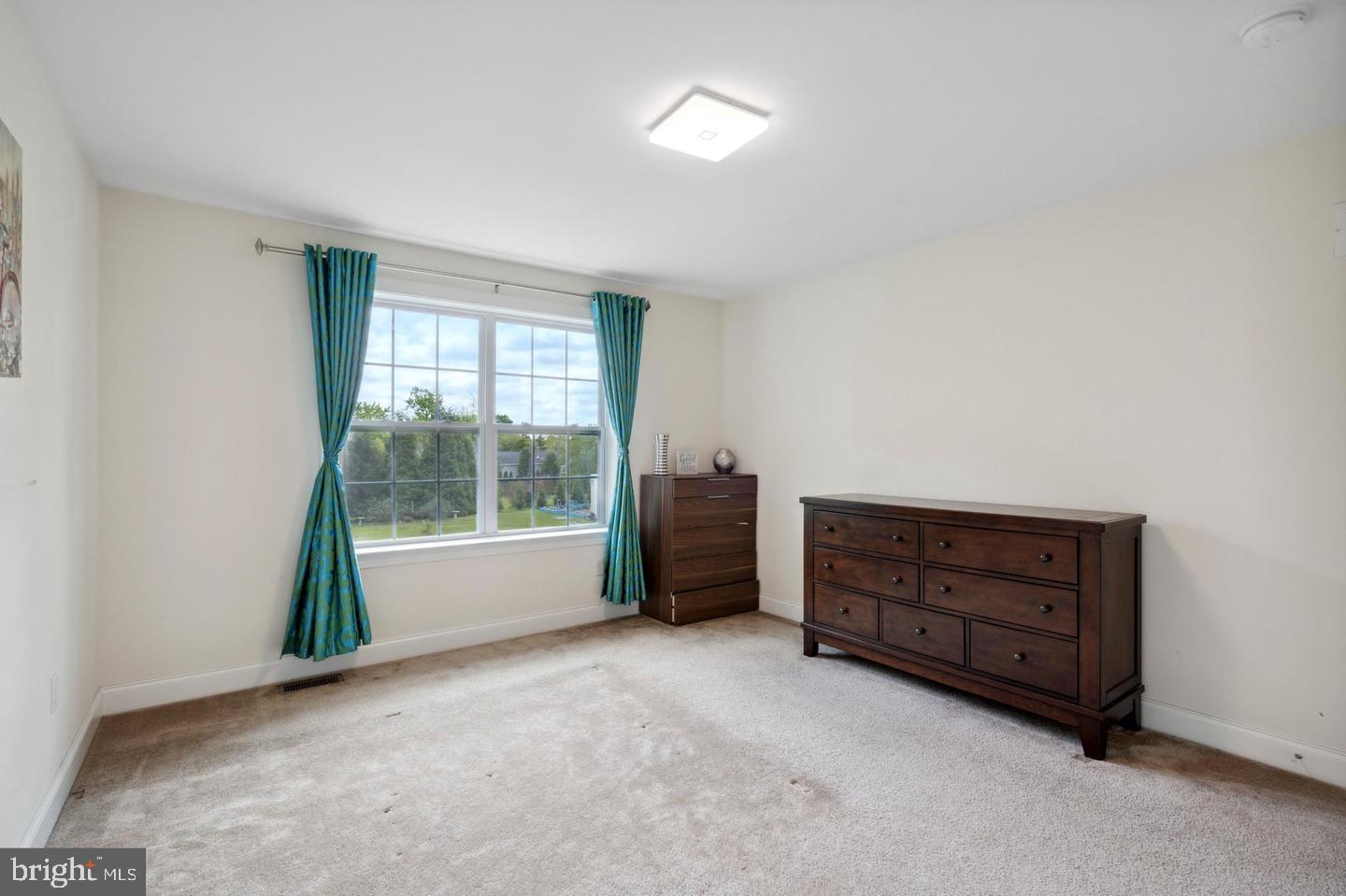 LANSDALE - Residential