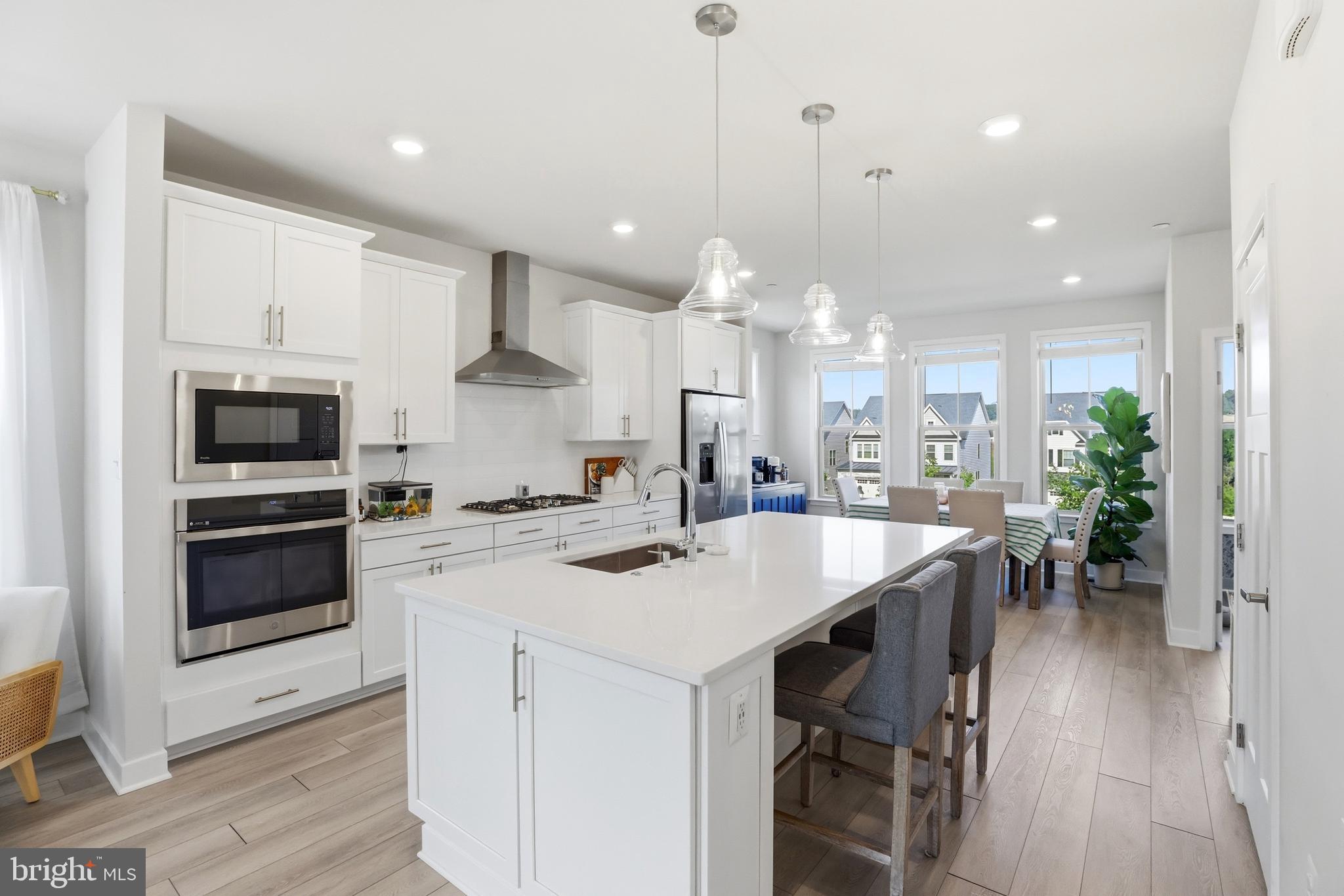 LAKE LINGANORE OAKDALE - Residential