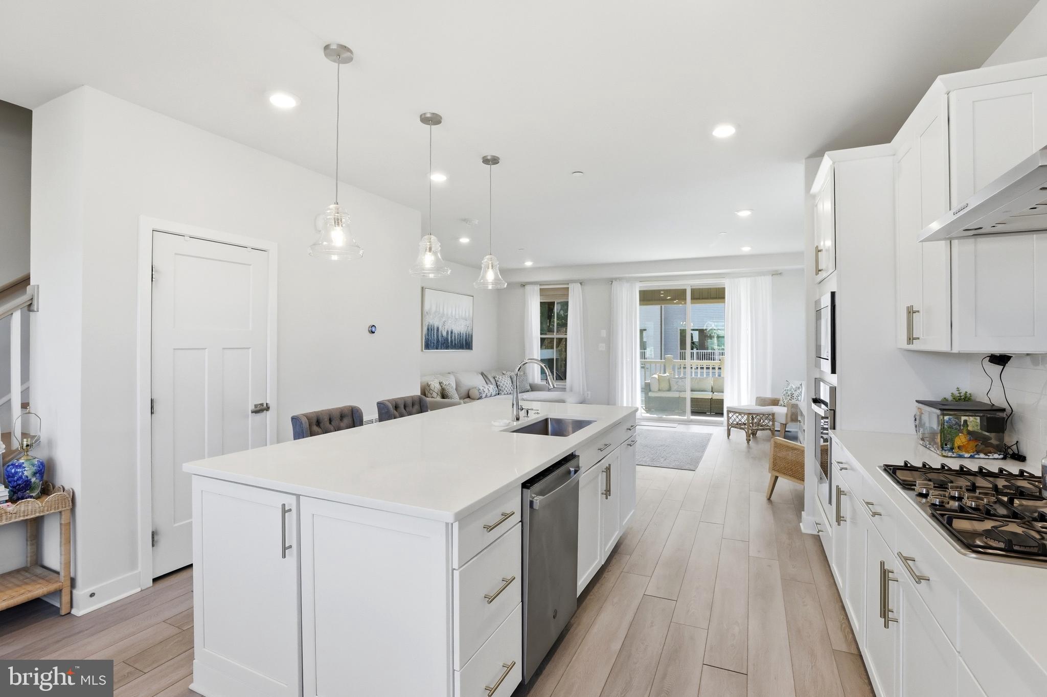 LAKE LINGANORE OAKDALE - Residential