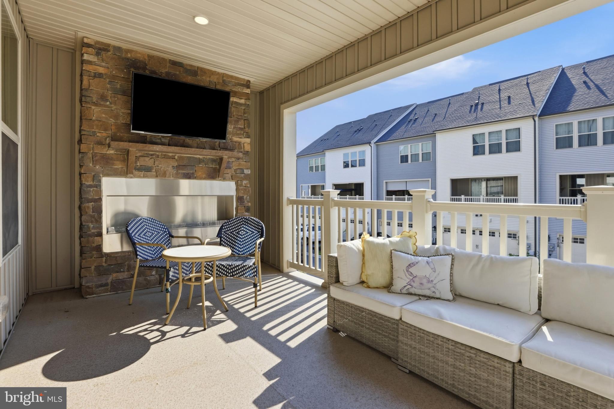 LAKE LINGANORE OAKDALE - Residential