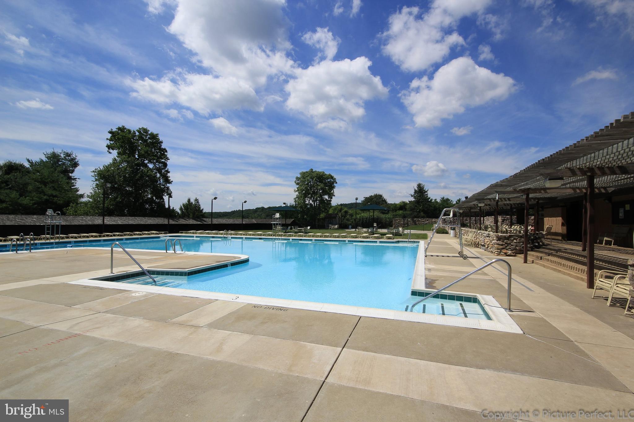 LAKE LINGANORE OAKDALE - Residential