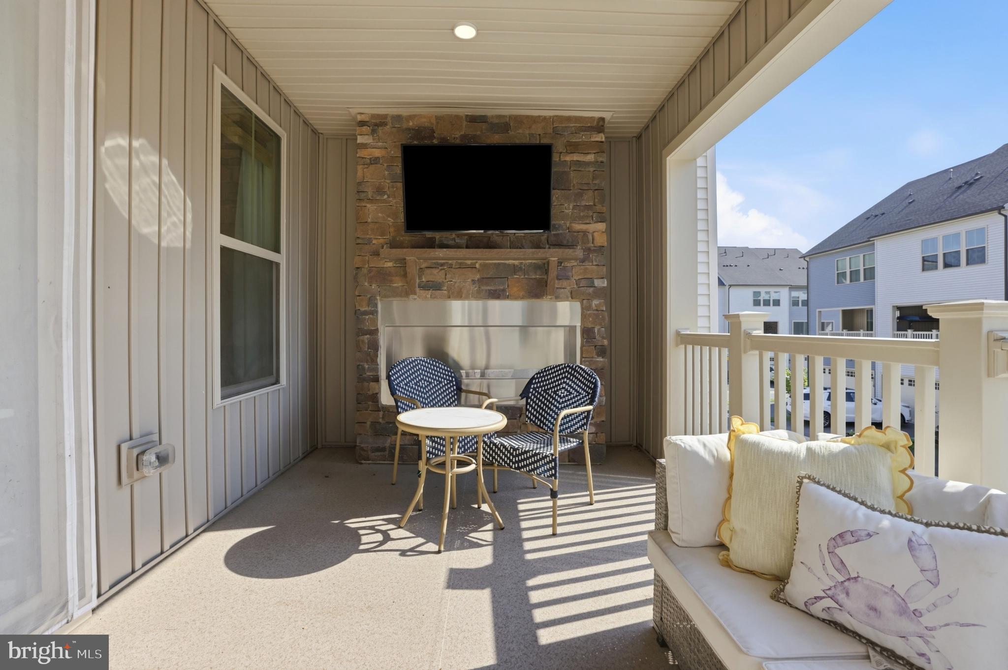 LAKE LINGANORE OAKDALE - Residential