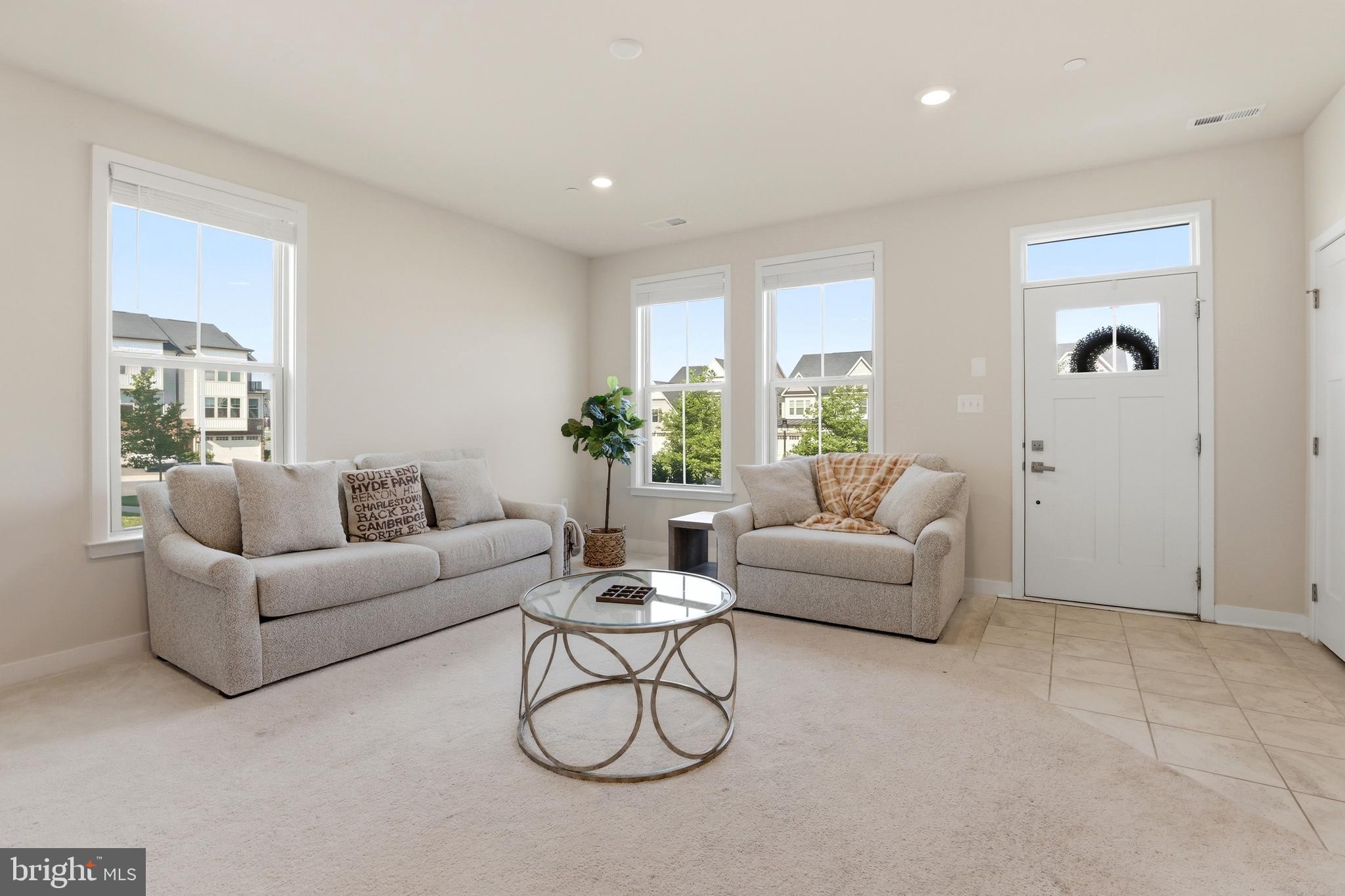 LAKE LINGANORE OAKDALE - Residential