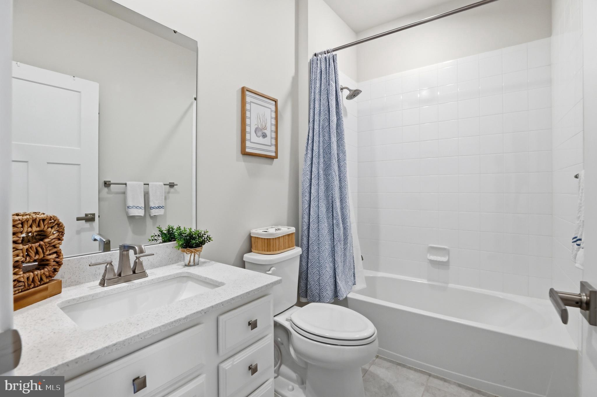LAKE LINGANORE OAKDALE - Residential
