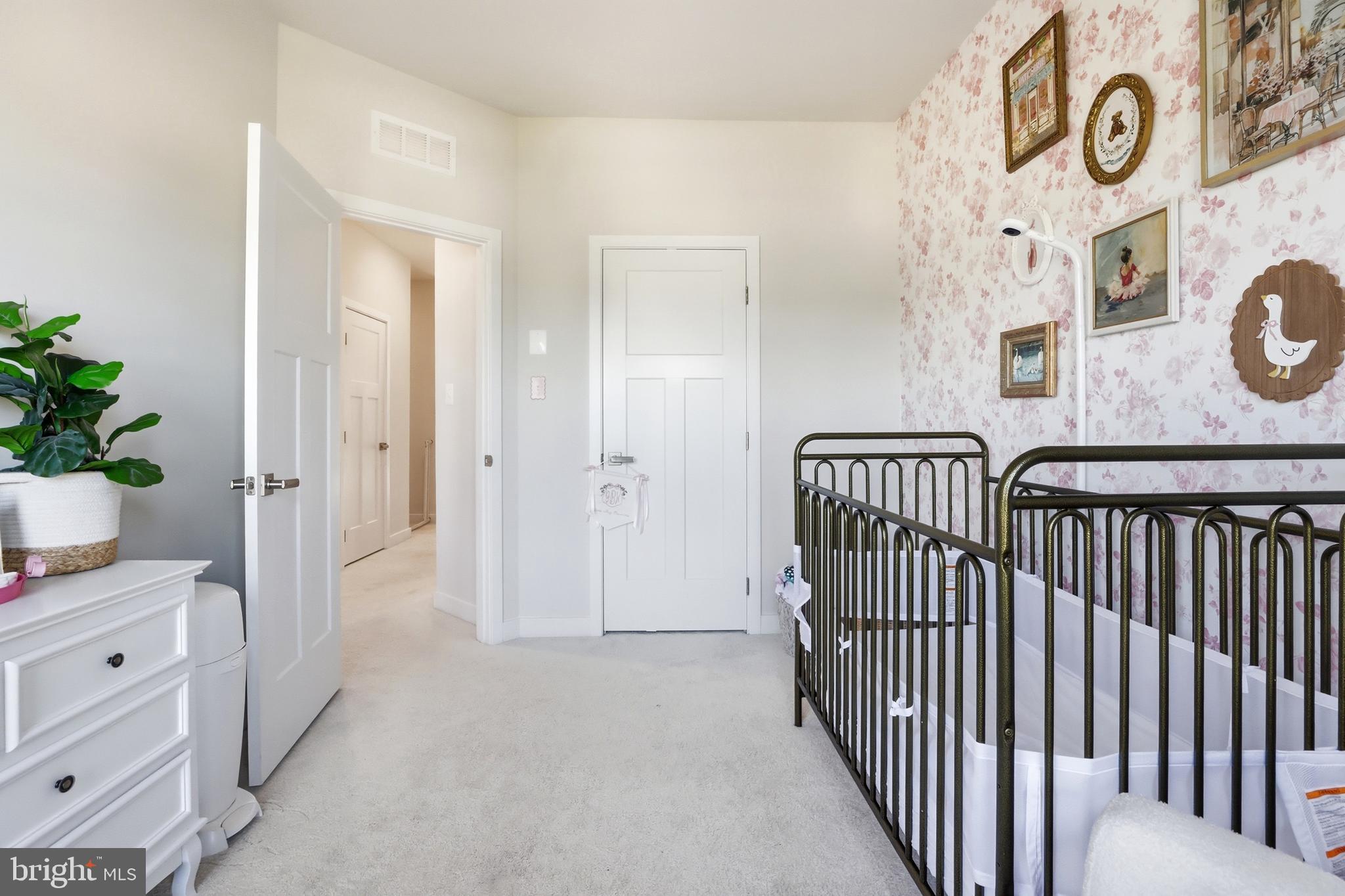 LAKE LINGANORE OAKDALE - Residential