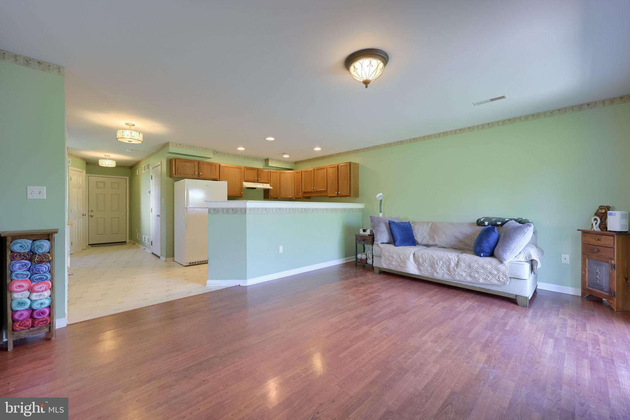 QUAIL HOLLOW - Residential
